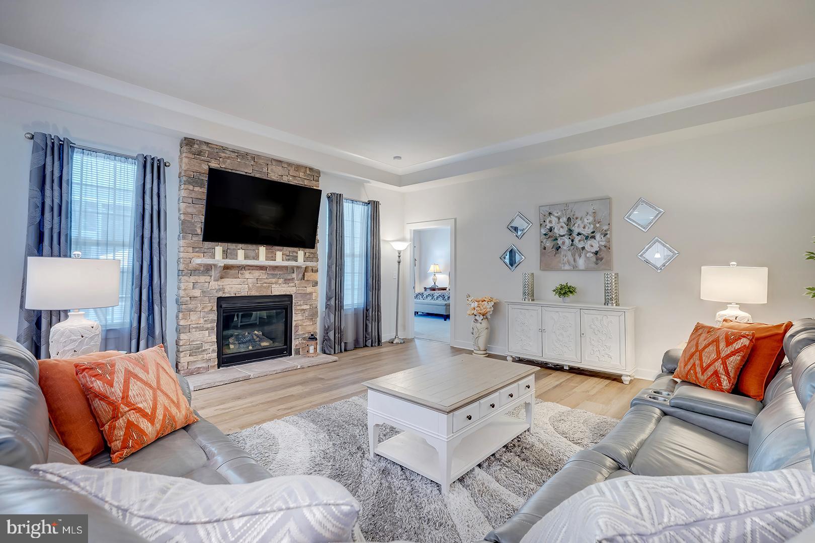 19060 TRIMARAN DRIVE