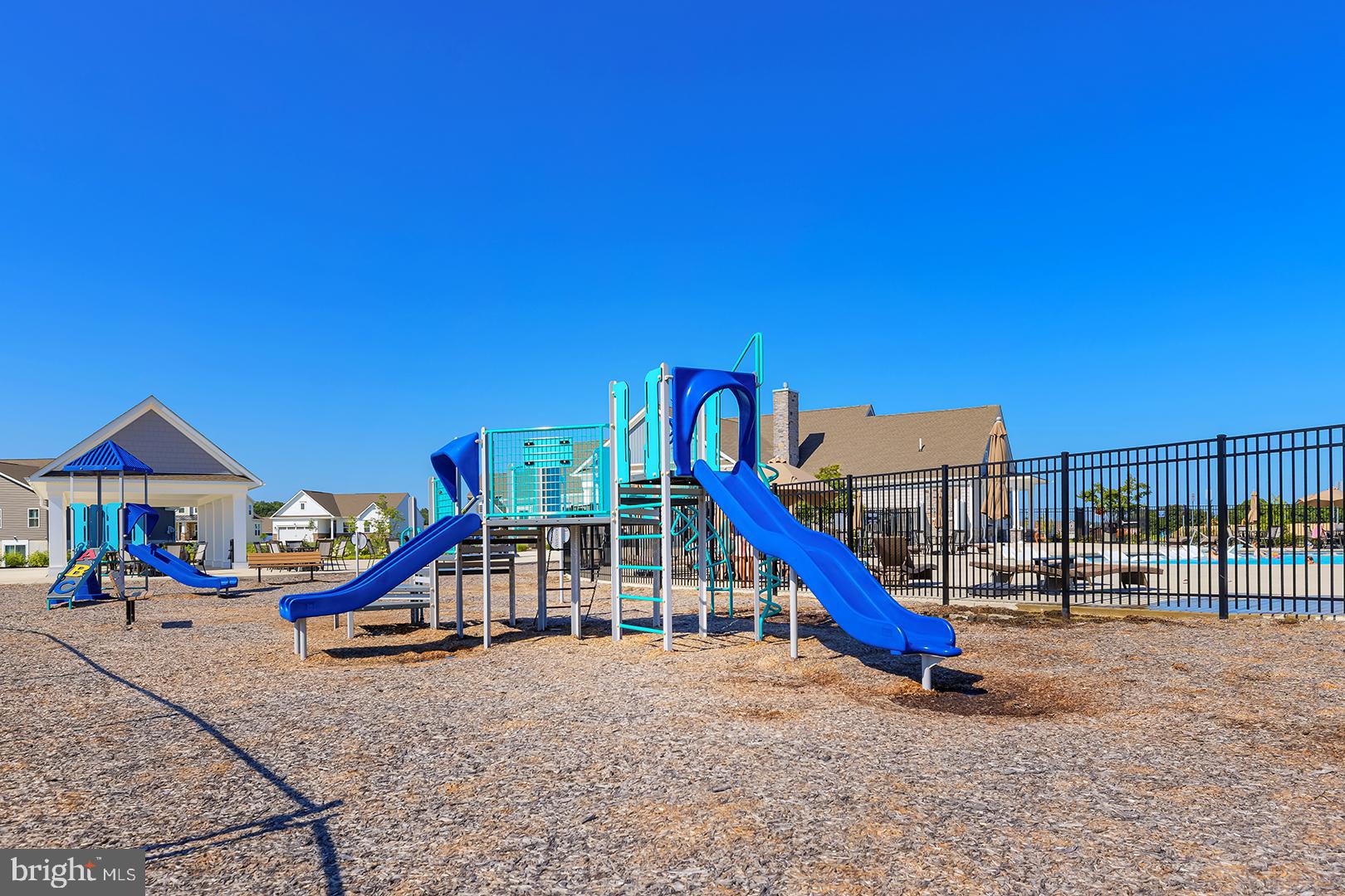 COMPASS POINT - Residential