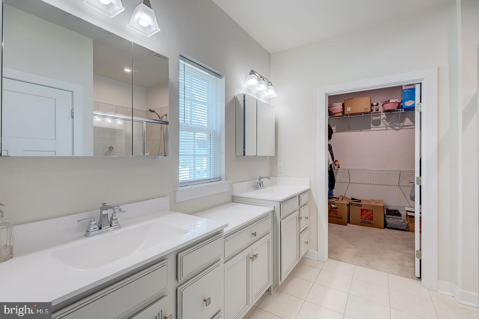 COMPASS POINT - Residential