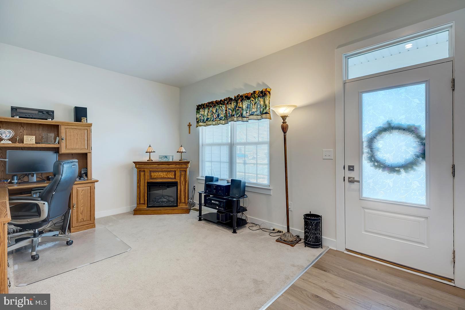 COMPASS POINT - Residential