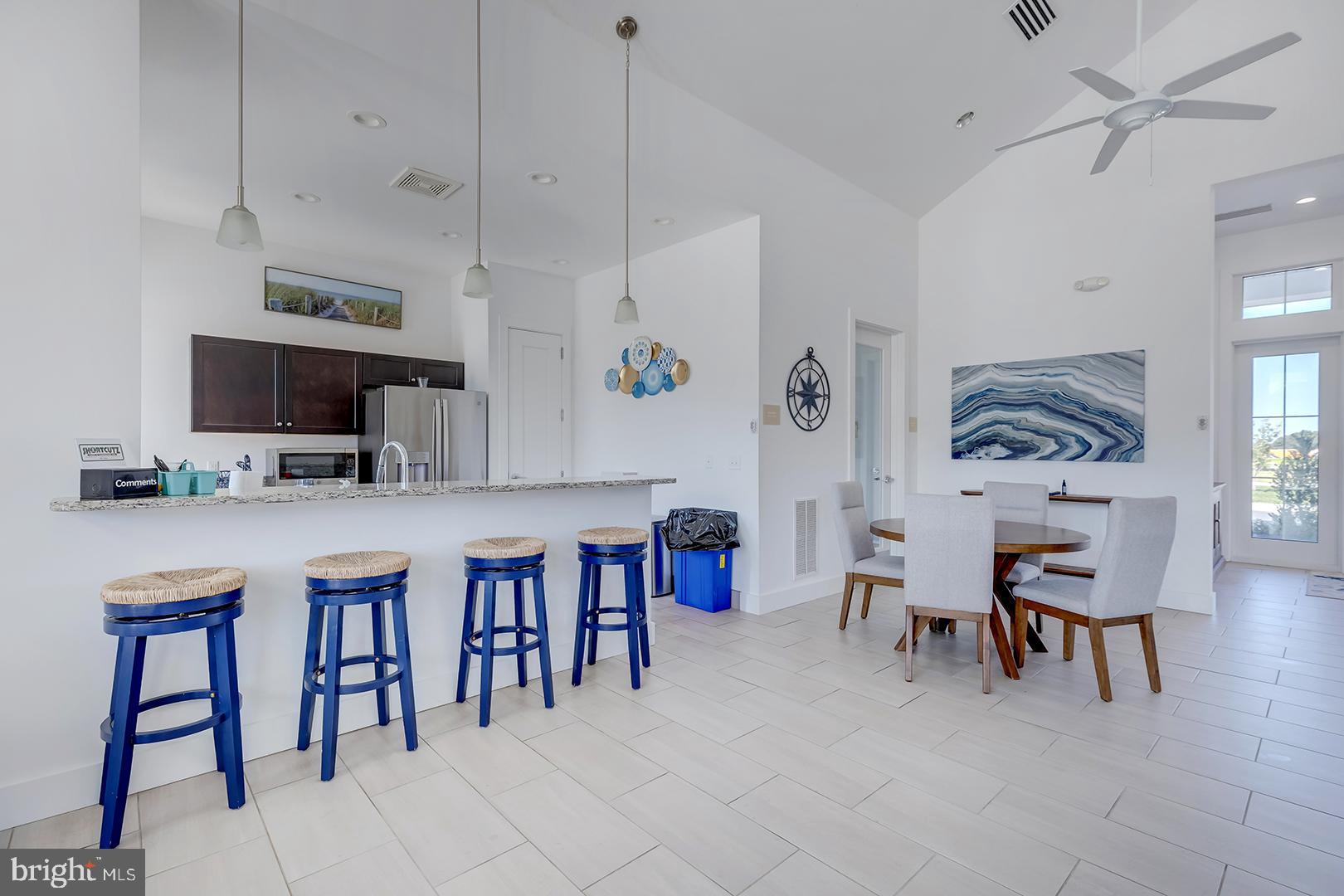 COMPASS POINT - Residential