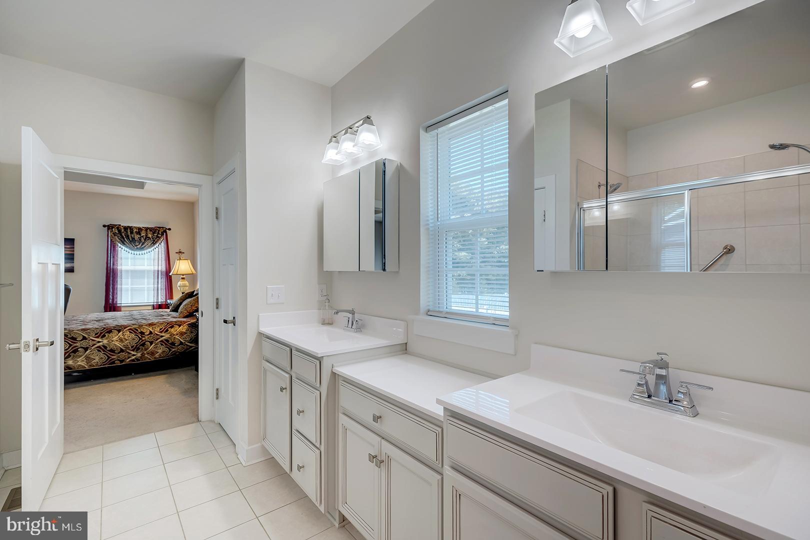 COMPASS POINT - Residential