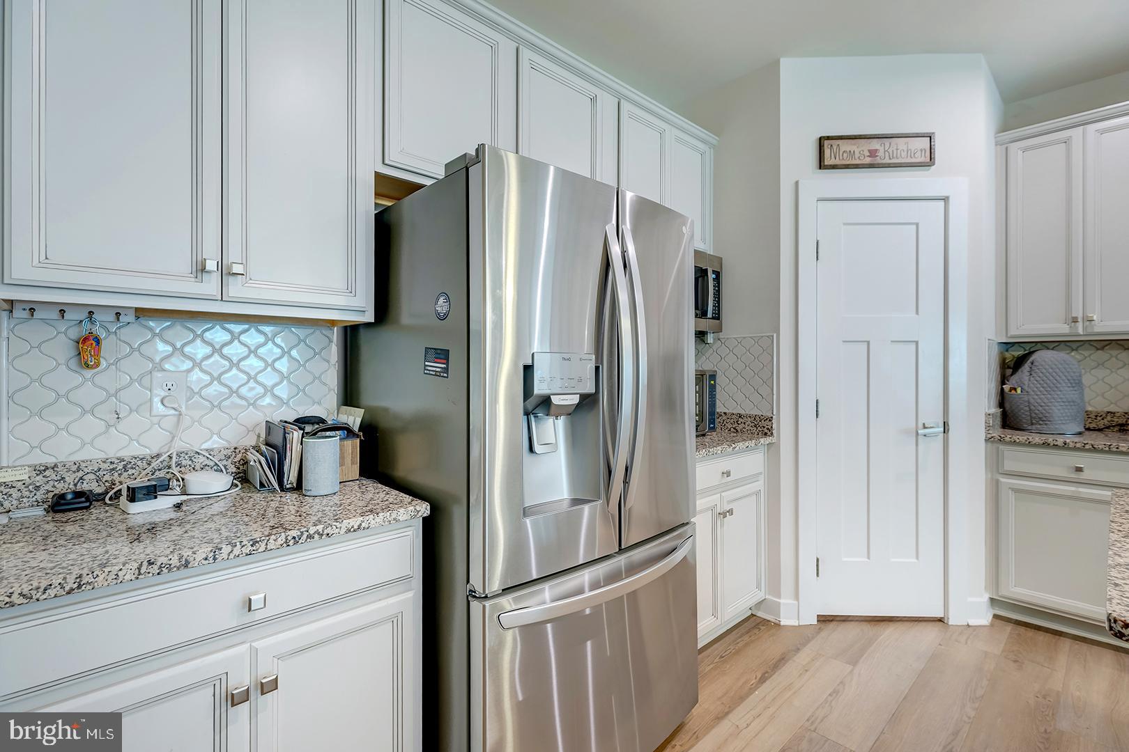 COMPASS POINT - Residential