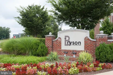 12913 Centre Park Circle Unit 207, Herndon, VA MLS: VAFX2225796