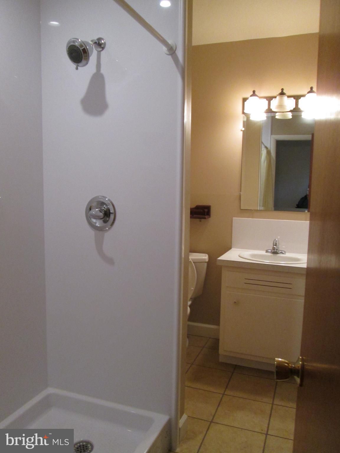 KENDOR SUMMIT - Residential