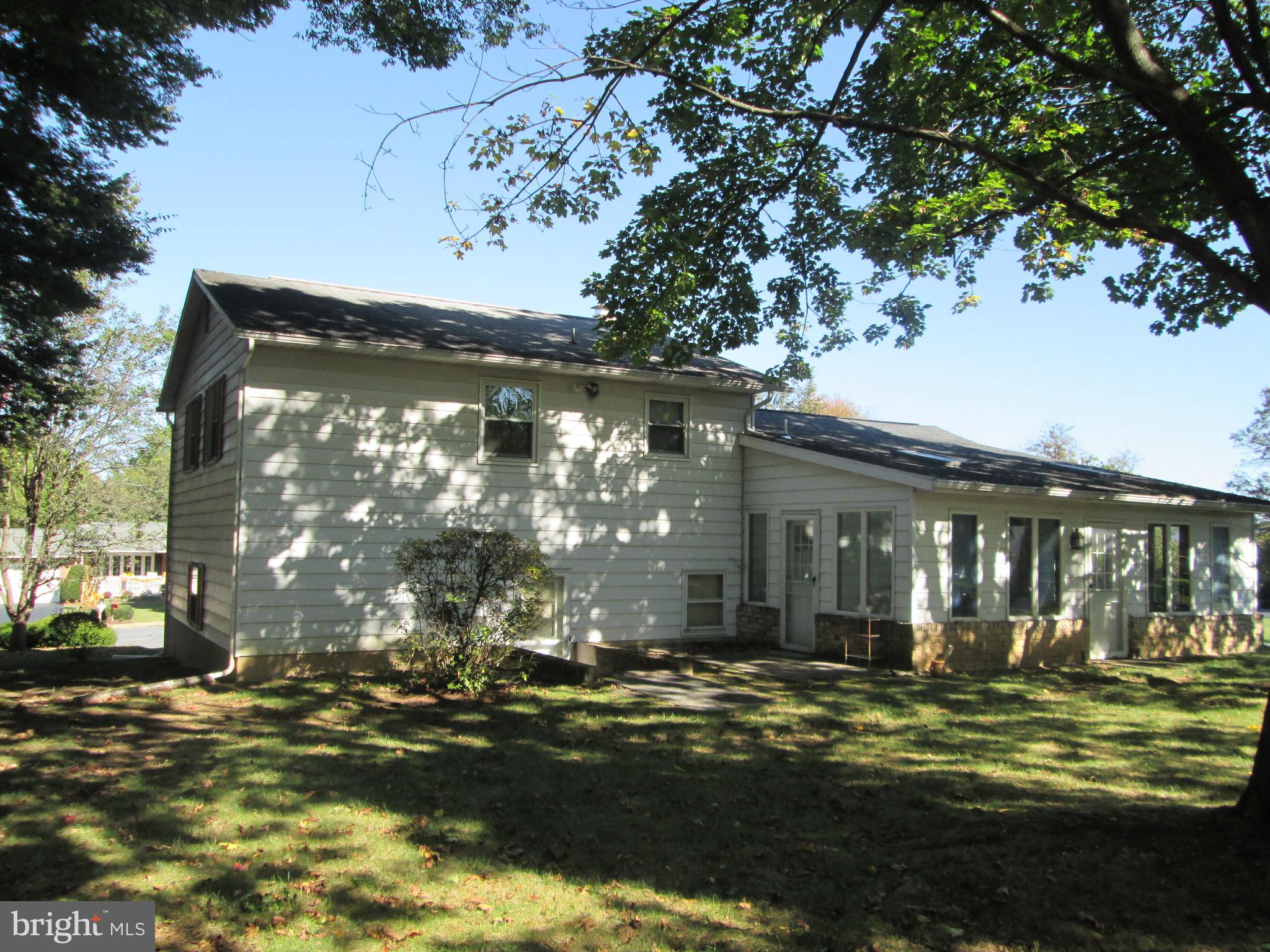 KENDOR SUMMIT - Residential