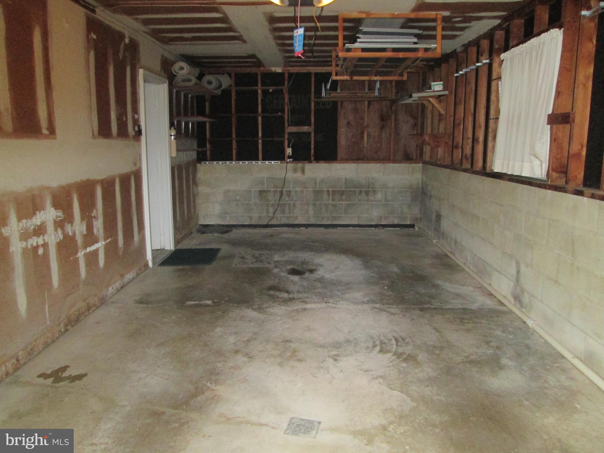 KENDOR SUMMIT - Residential