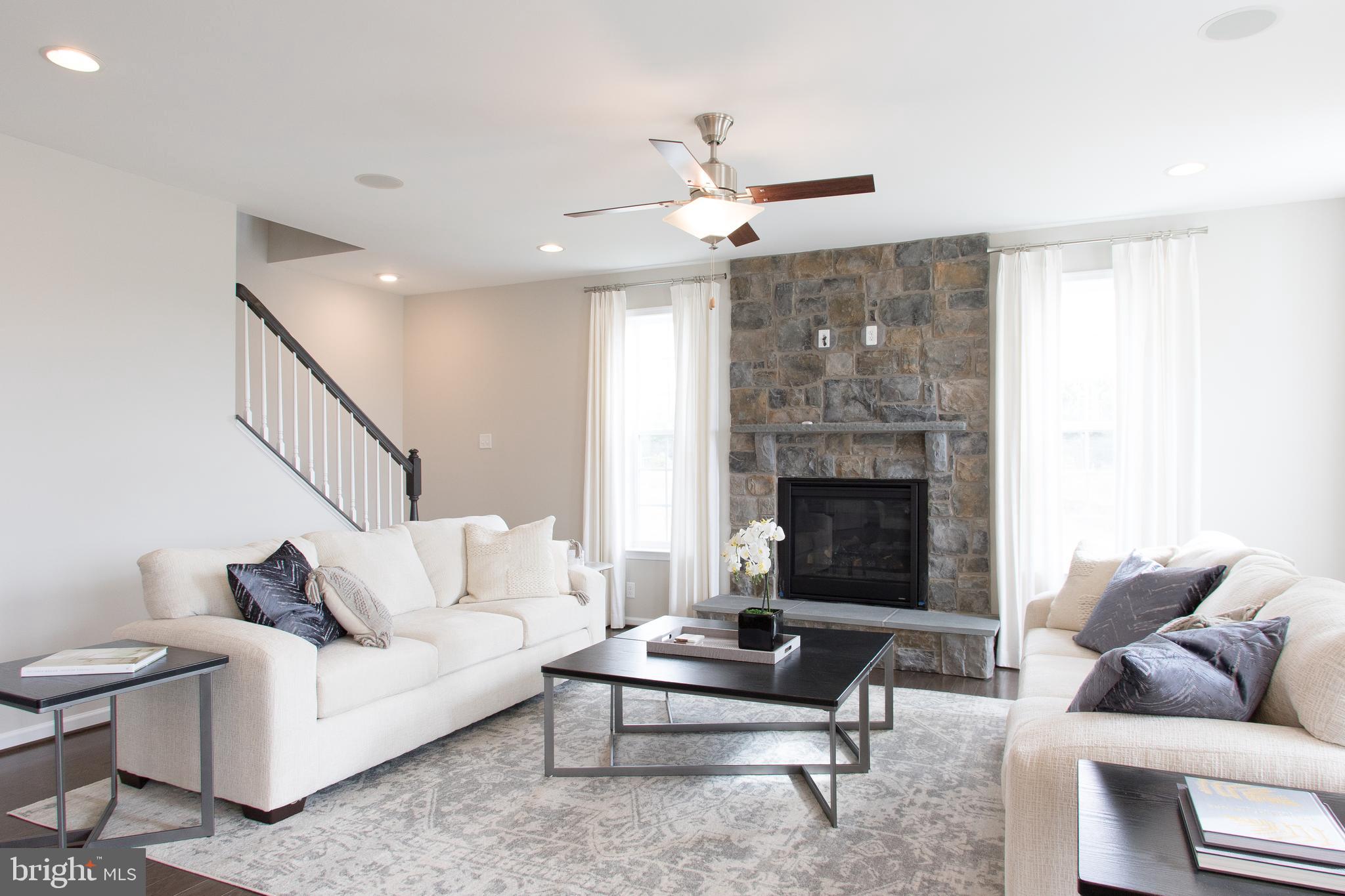 HUNTFIELD - Residential