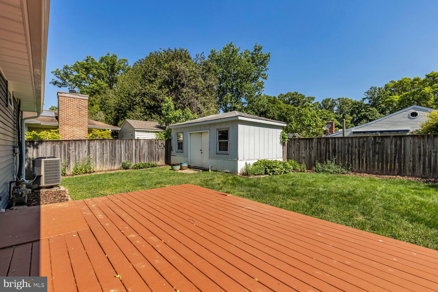 ROCK CREEK PALISADES - Residential
