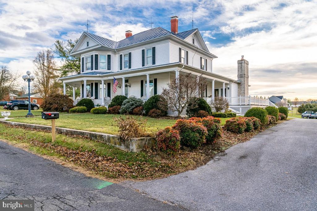 Photo of 187 Houff Rd, WEYERS CAVE, VA 24486 (MLS # VAAG2002738)