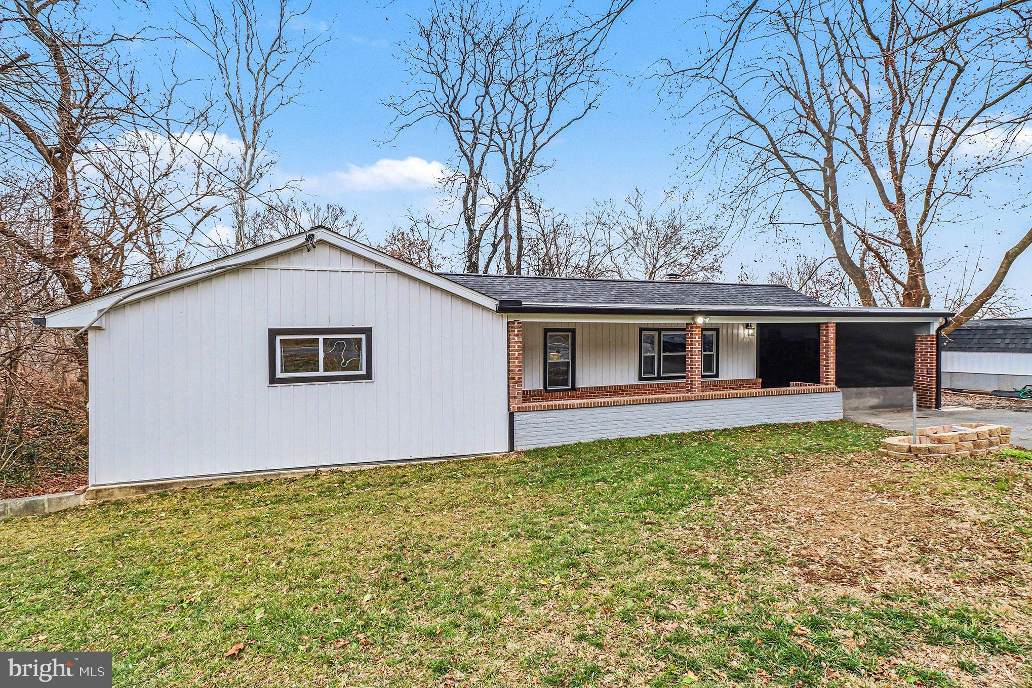 HEMPFIELD CROSSING - Residential