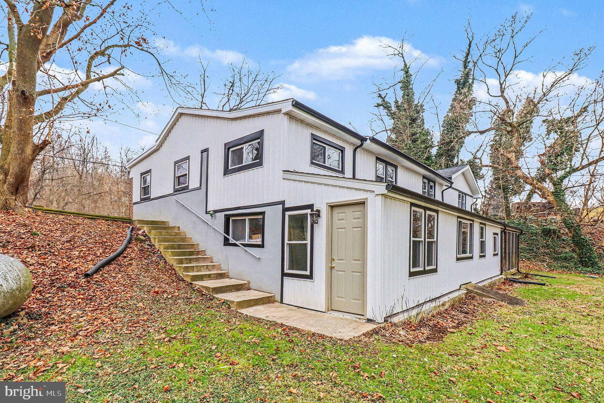 HEMPFIELD CROSSING - Residential