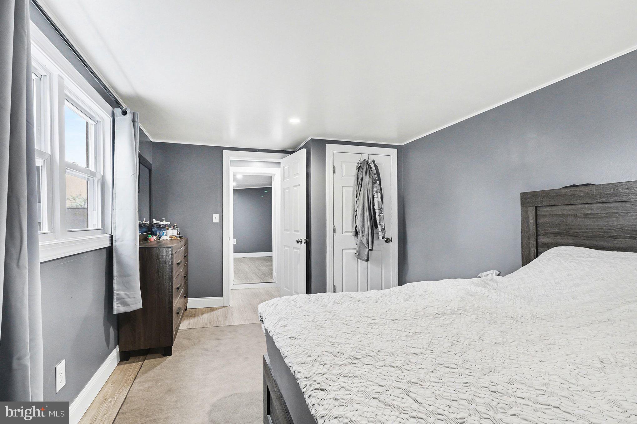 HEMPFIELD CROSSING - Residential