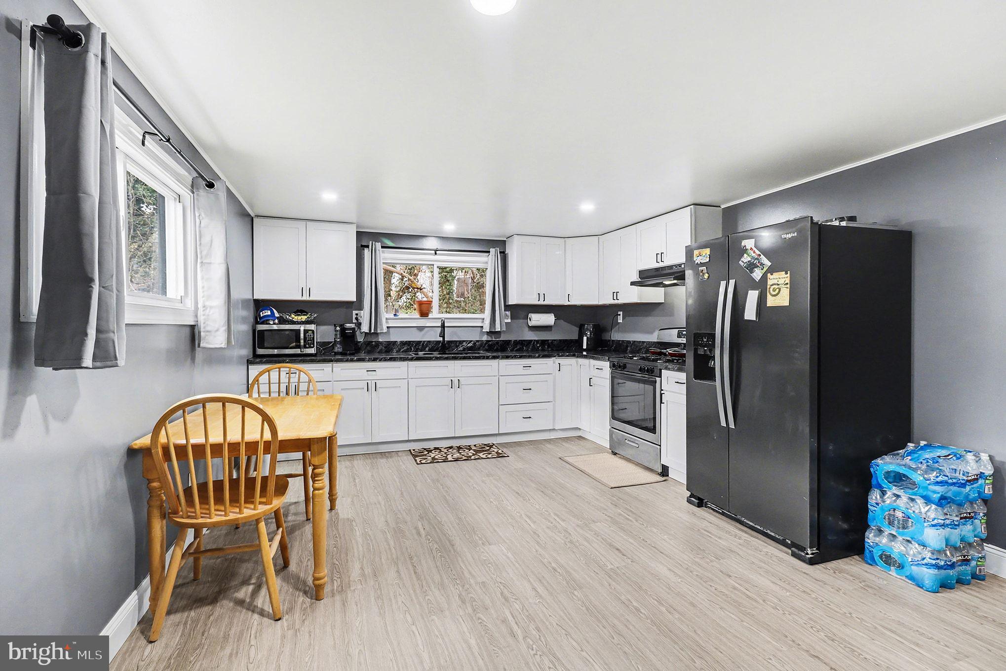 HEMPFIELD CROSSING - Residential