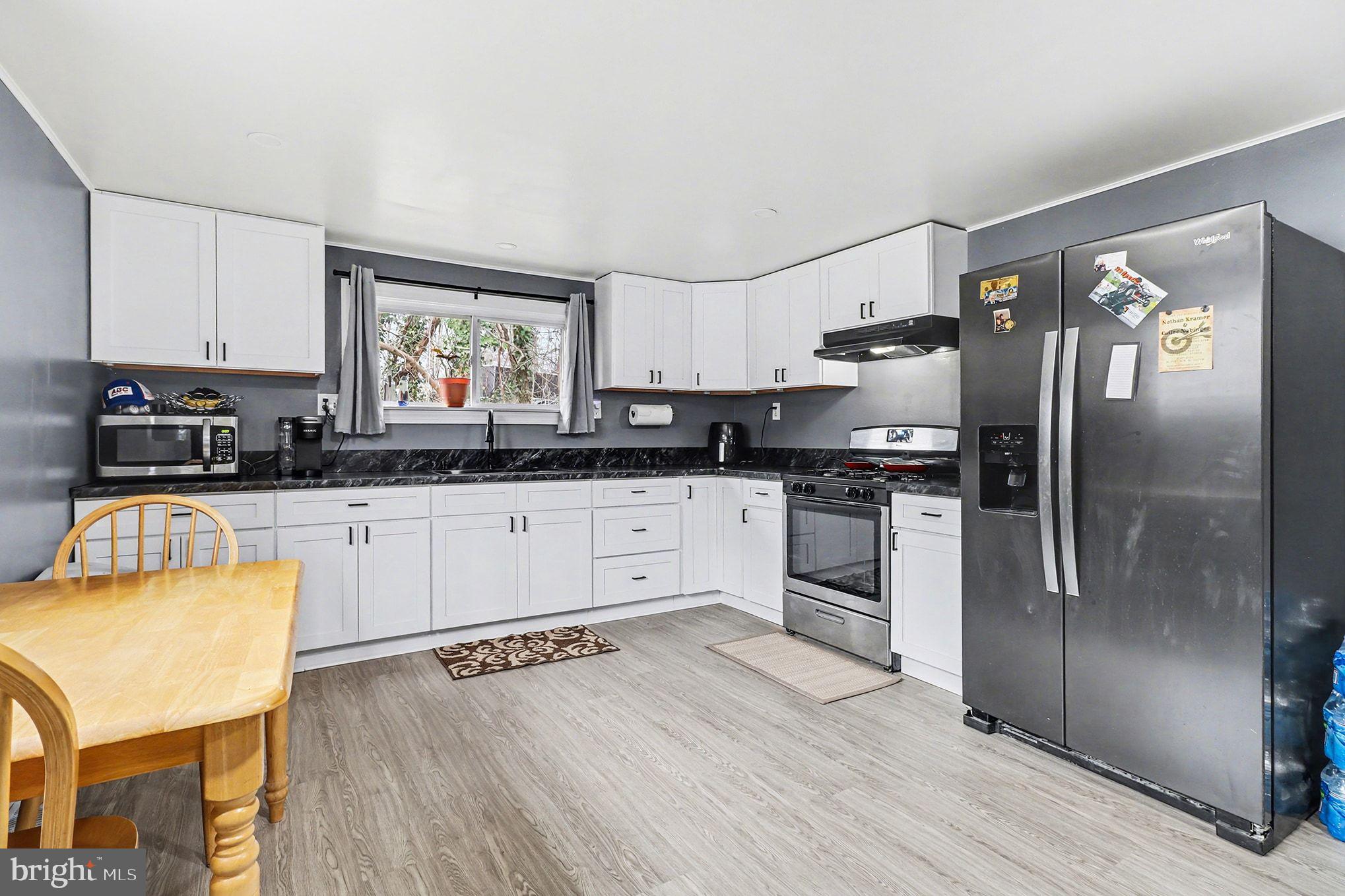 HEMPFIELD CROSSING - Residential