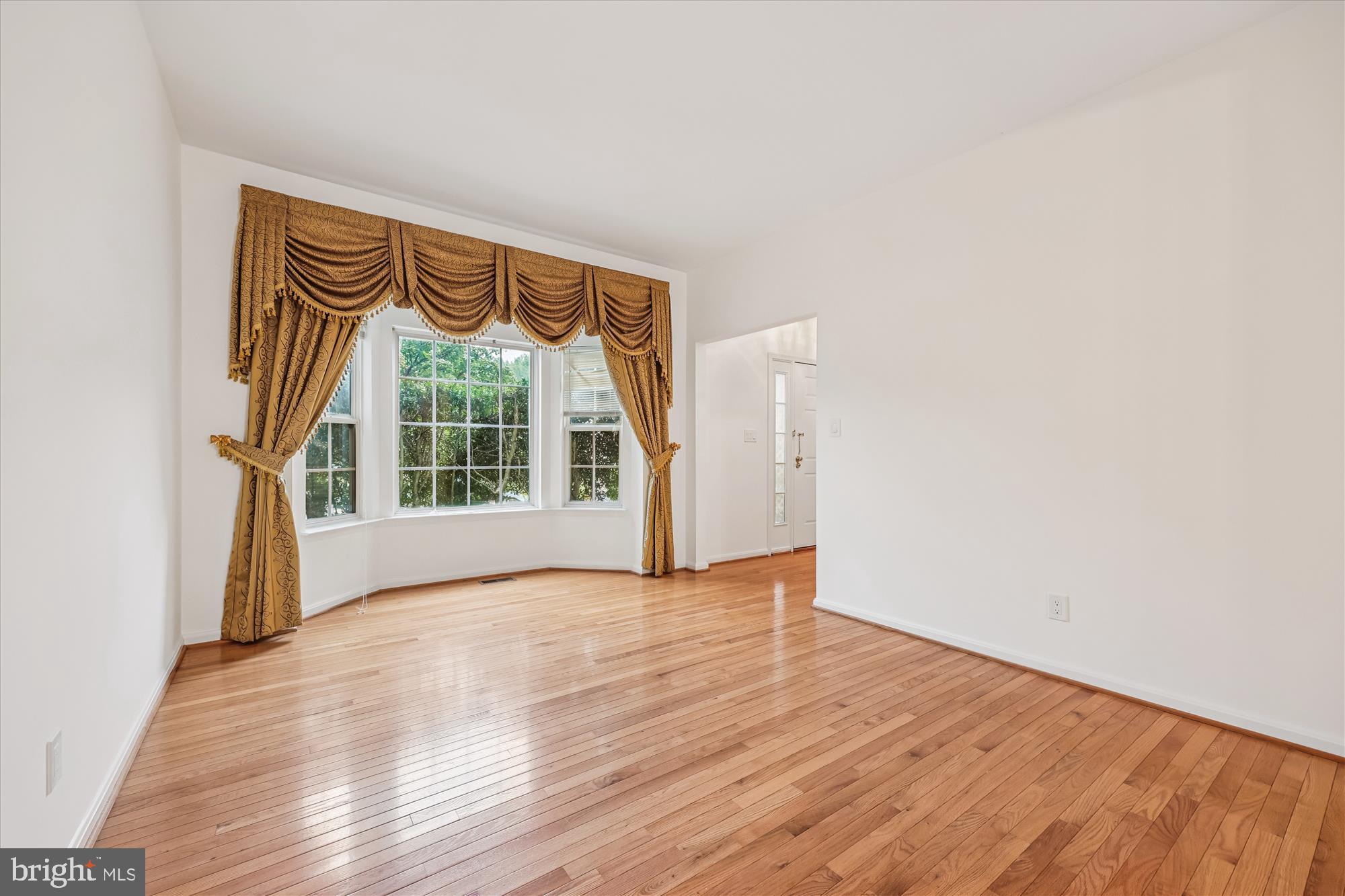 SENECA VIEW ESTATES - Residential Lease