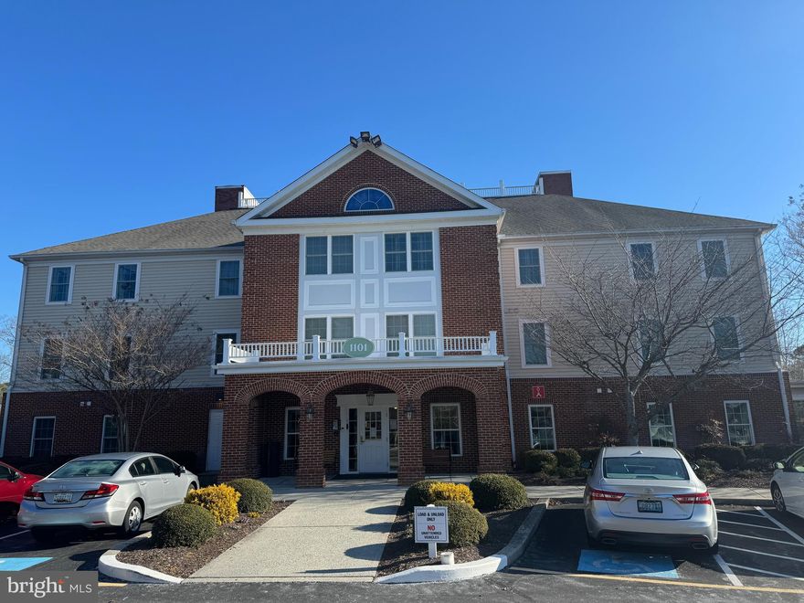 Amenities include a beautiful view of the pond from the outside balcony. French Doors leading into the second bedroom/office/ den. Upgraded Kitchen counter and cabinets. Extra cabinets in both bathrooms, closets in the hall and den as well as the walk-in-closet in the main bedroom. There are also extra outlets and recessed lights in the kitchen and living area as well as 2 ceiling fans and metal shelving in the downstairs ground floor storage unit.
 BUYERS CAN CHOOSE TO PARTICIPATE IN COMMUNITY SERVICES WITH THE CORRESPONDING FEES OR CHOOSE TO LIVE IN A MAINTENANCE FREE CONDO WITHOUT THE CLUBHOUSE AND DINING ROOM AMENITIES and pay only the Condo fee.