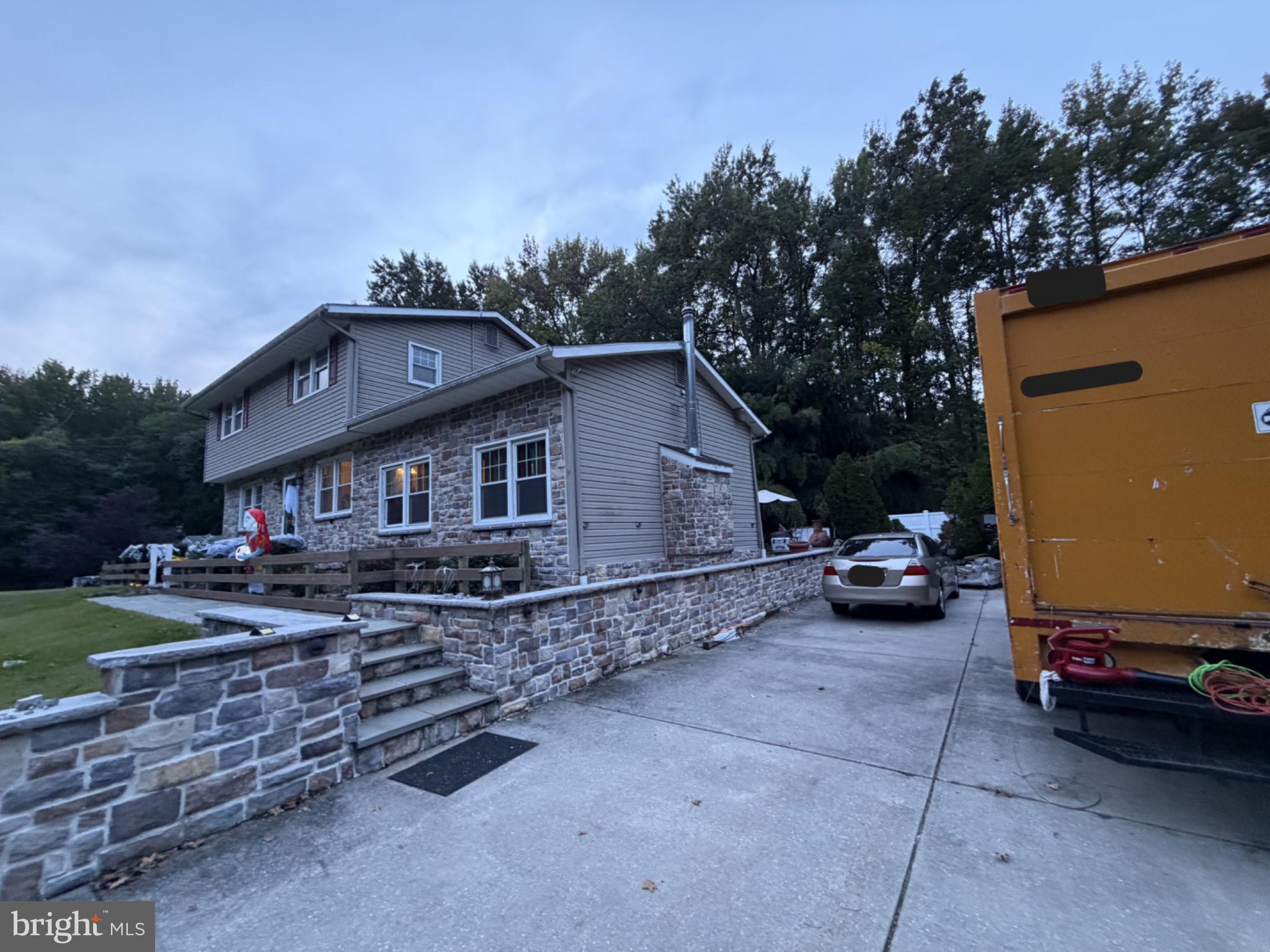274 S PENNSVILLE AUBURN ROAD