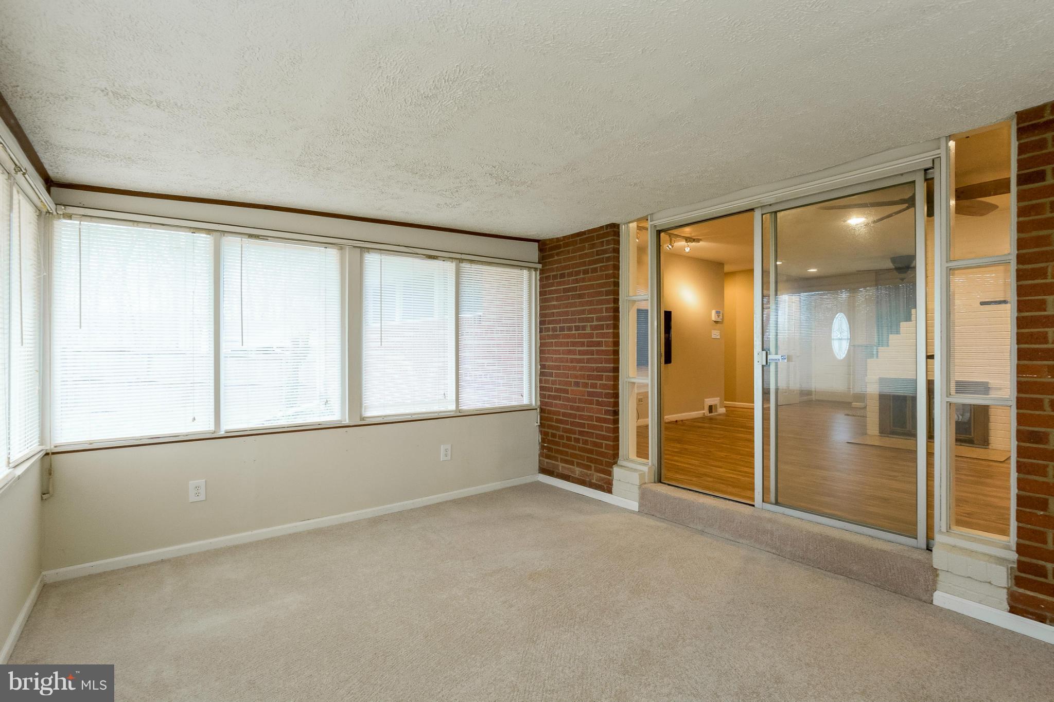 SPRINGFIELD - Residential