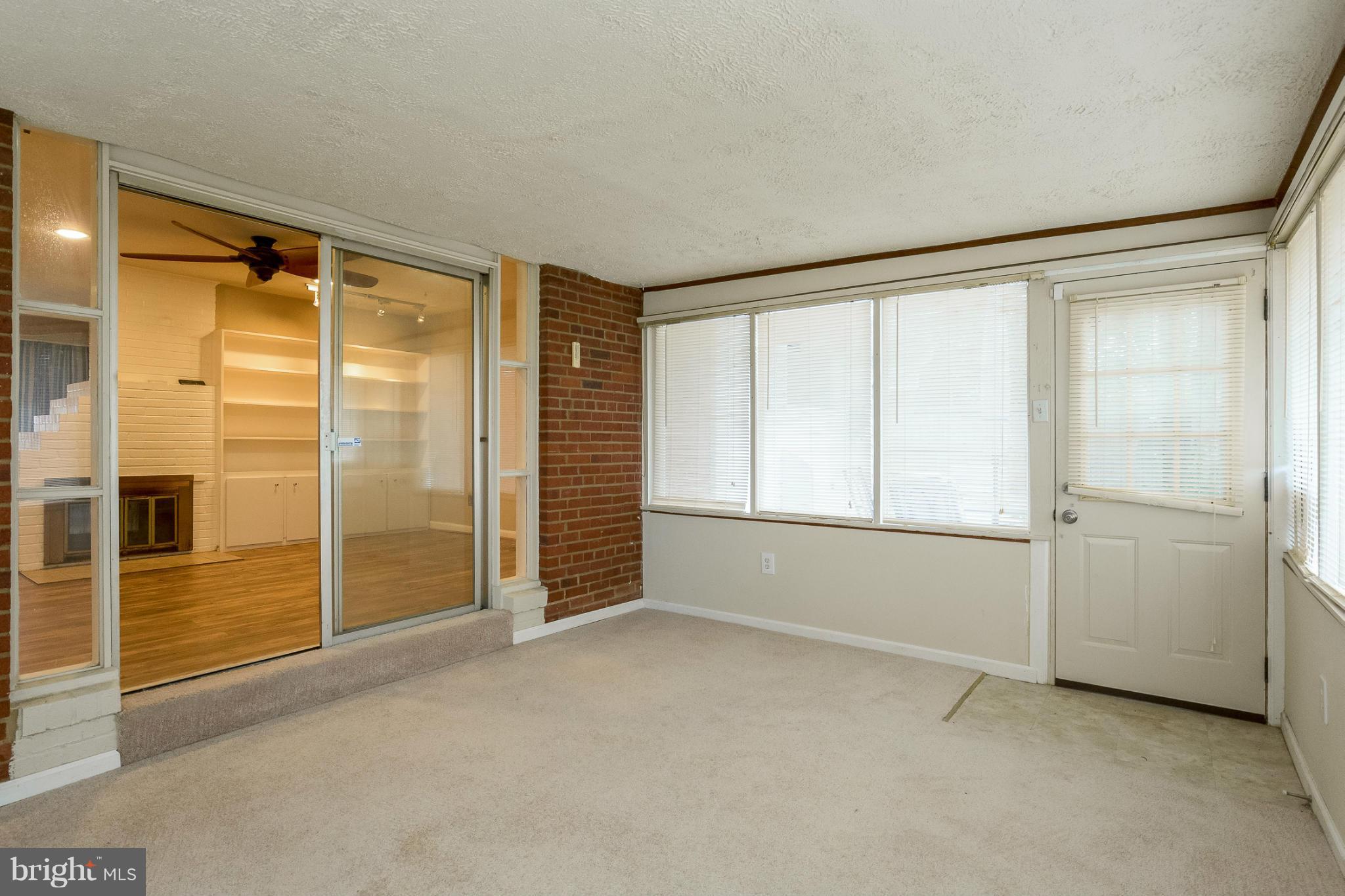 SPRINGFIELD - Residential