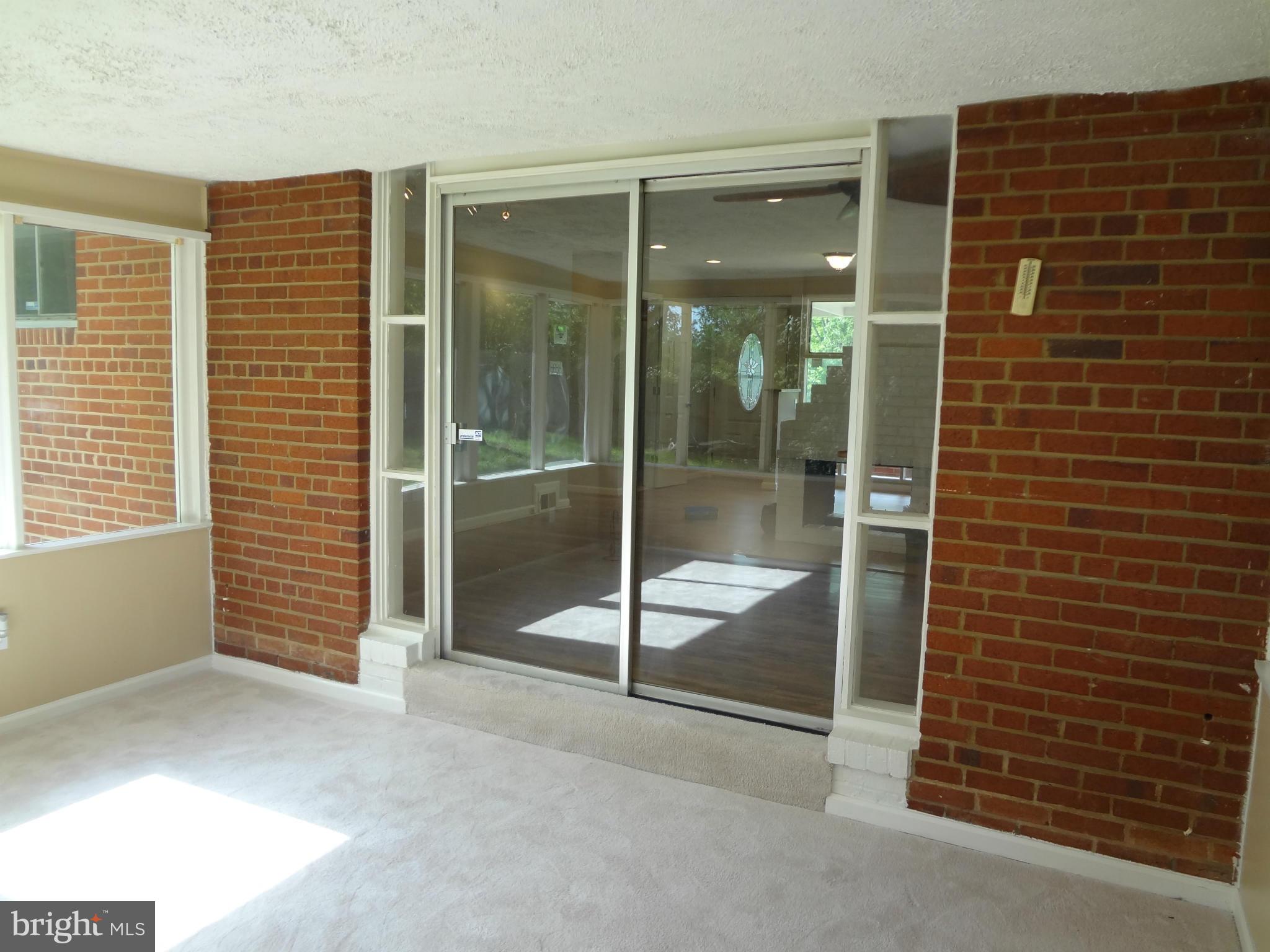 SPRINGFIELD - Residential