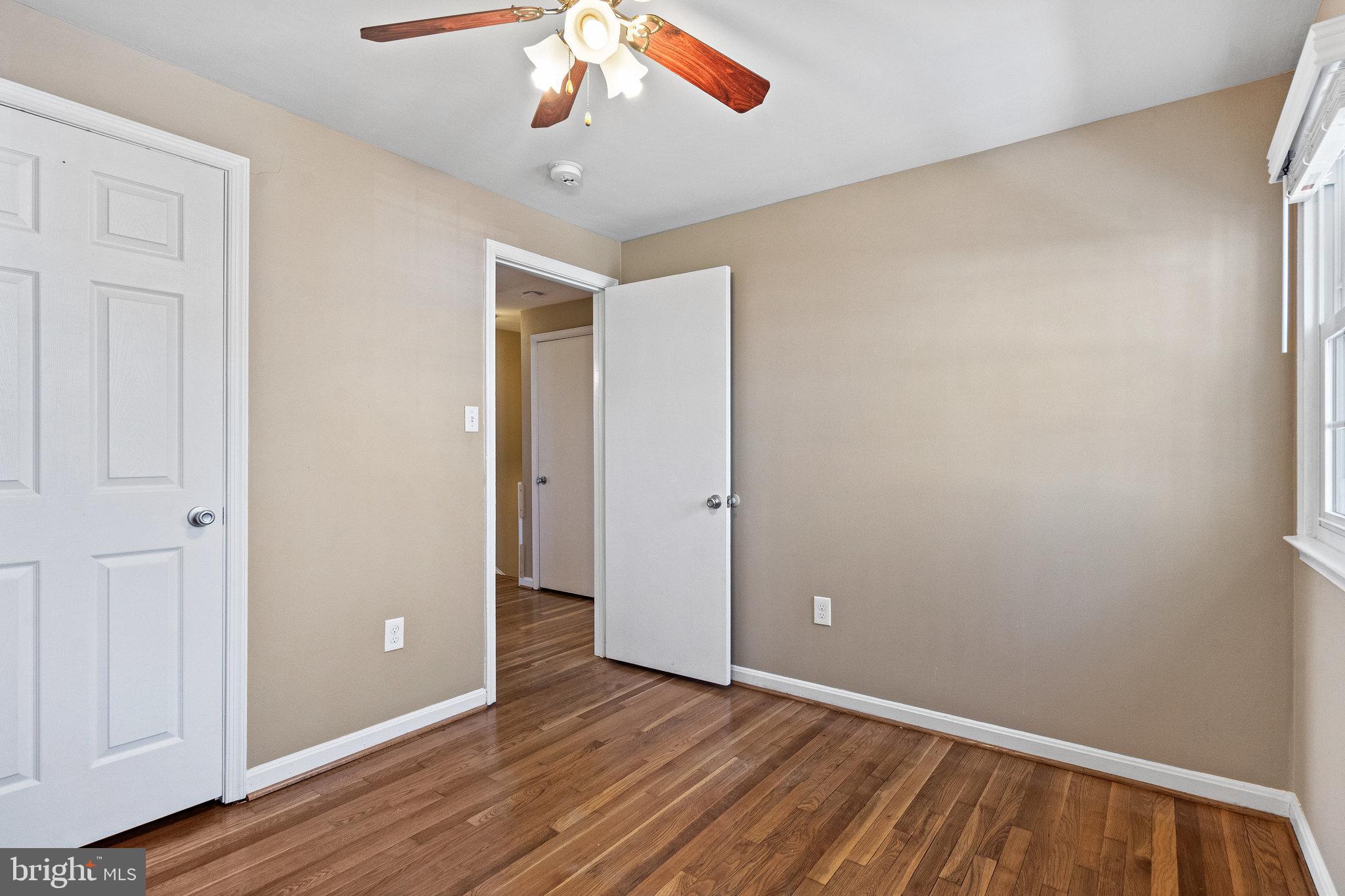 GREENWICH HILL - Residential