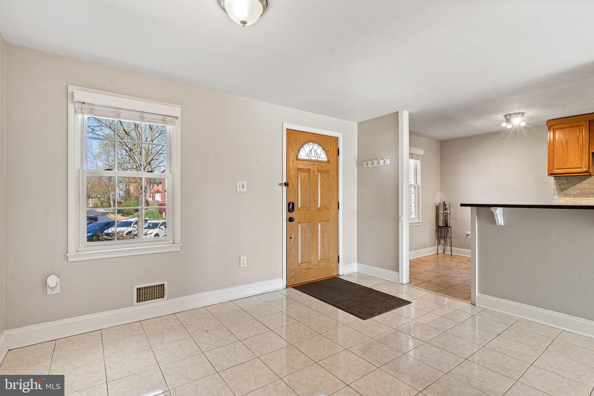 GREENWICH HILL - Residential