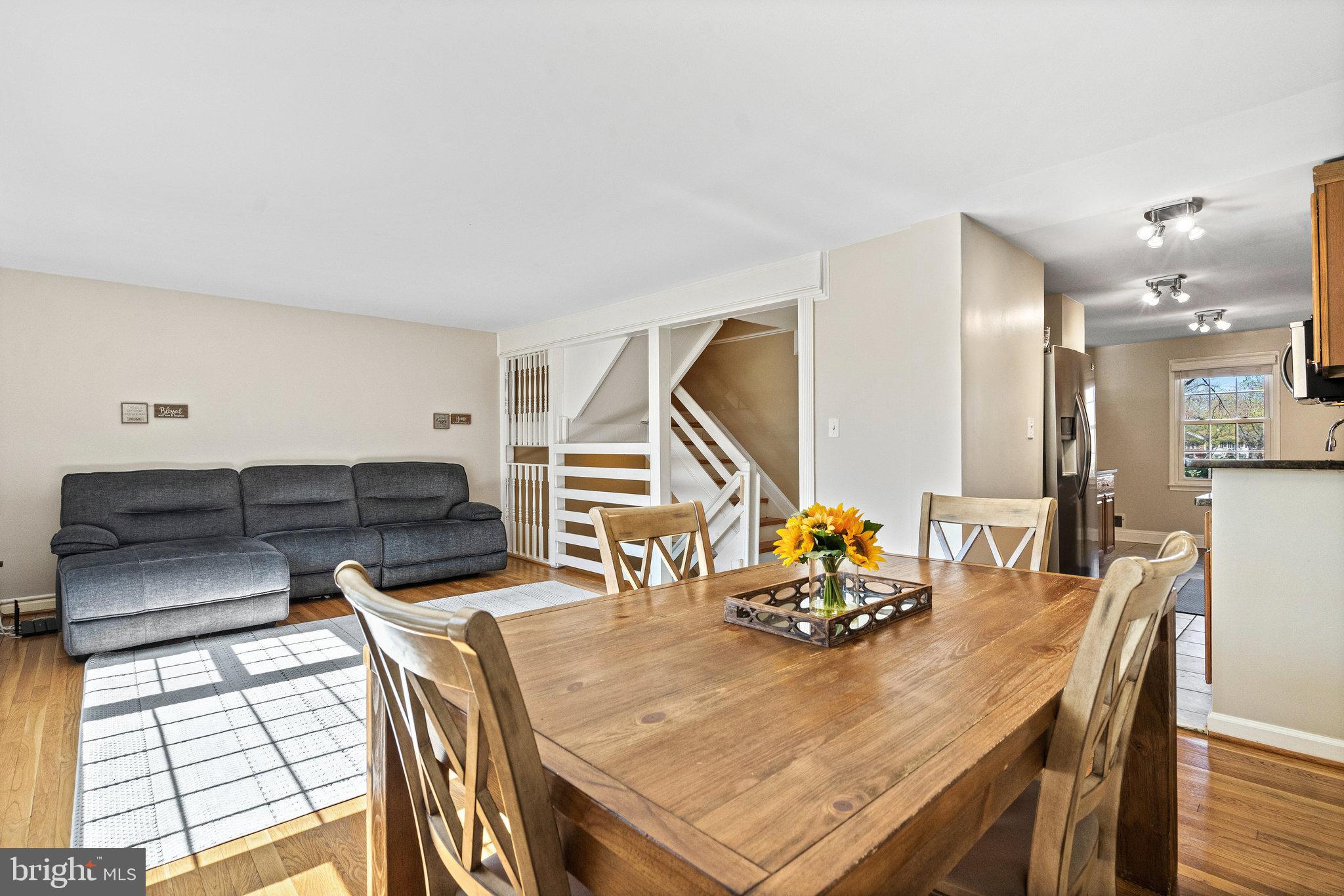 GREENWICH HILL - Residential