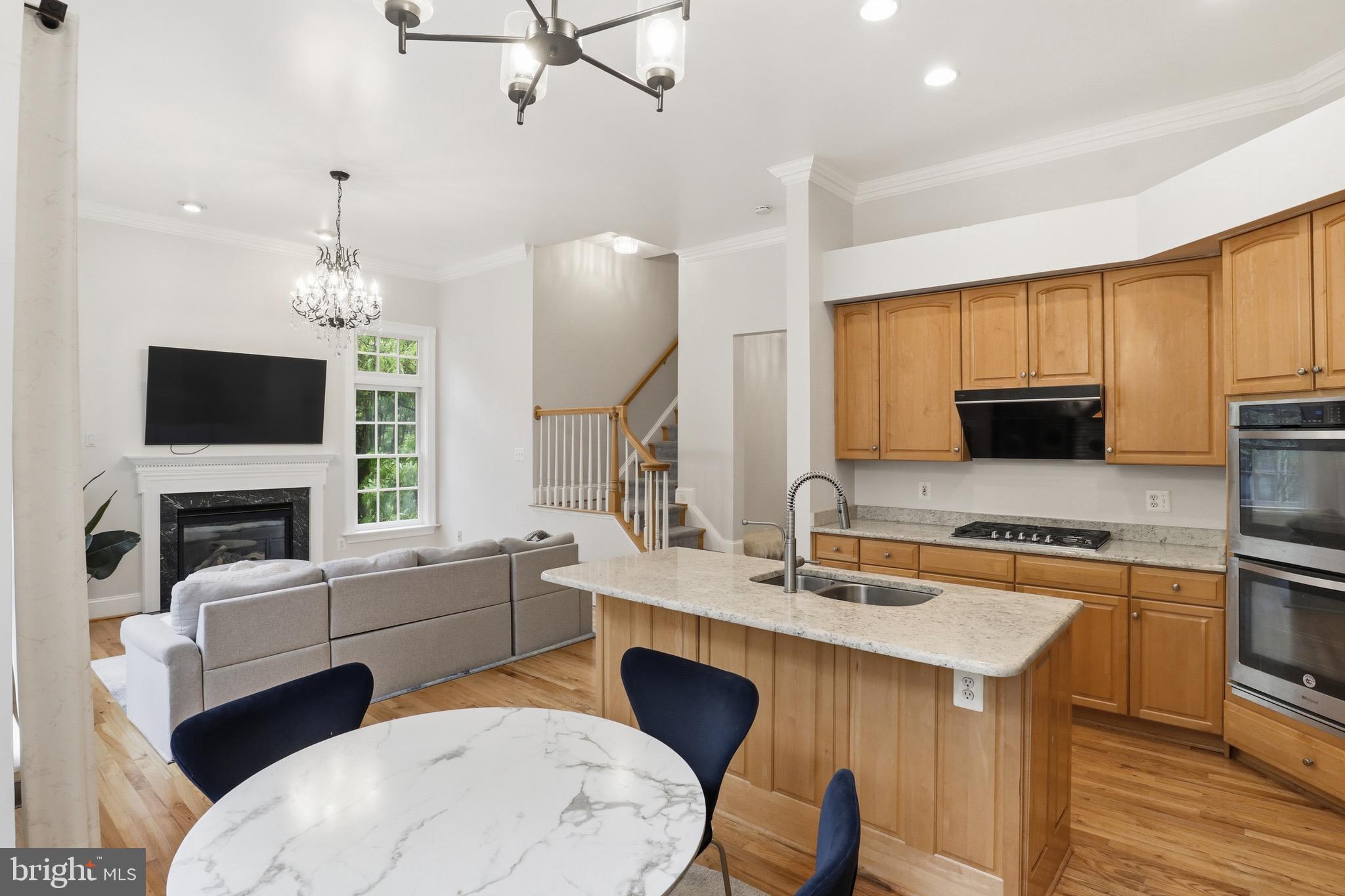 CEDAR LANE - Residential