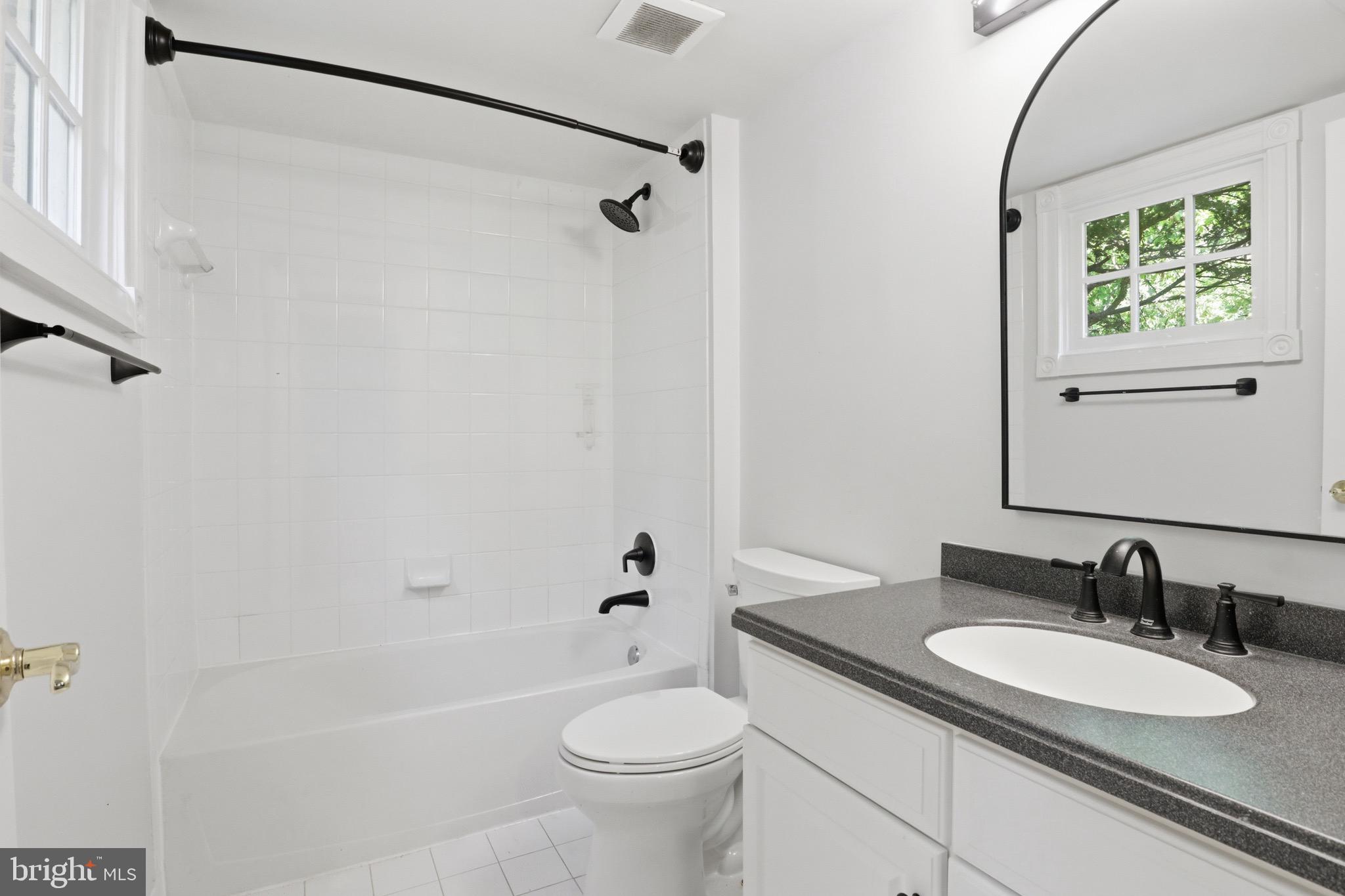 CEDAR LANE - Residential