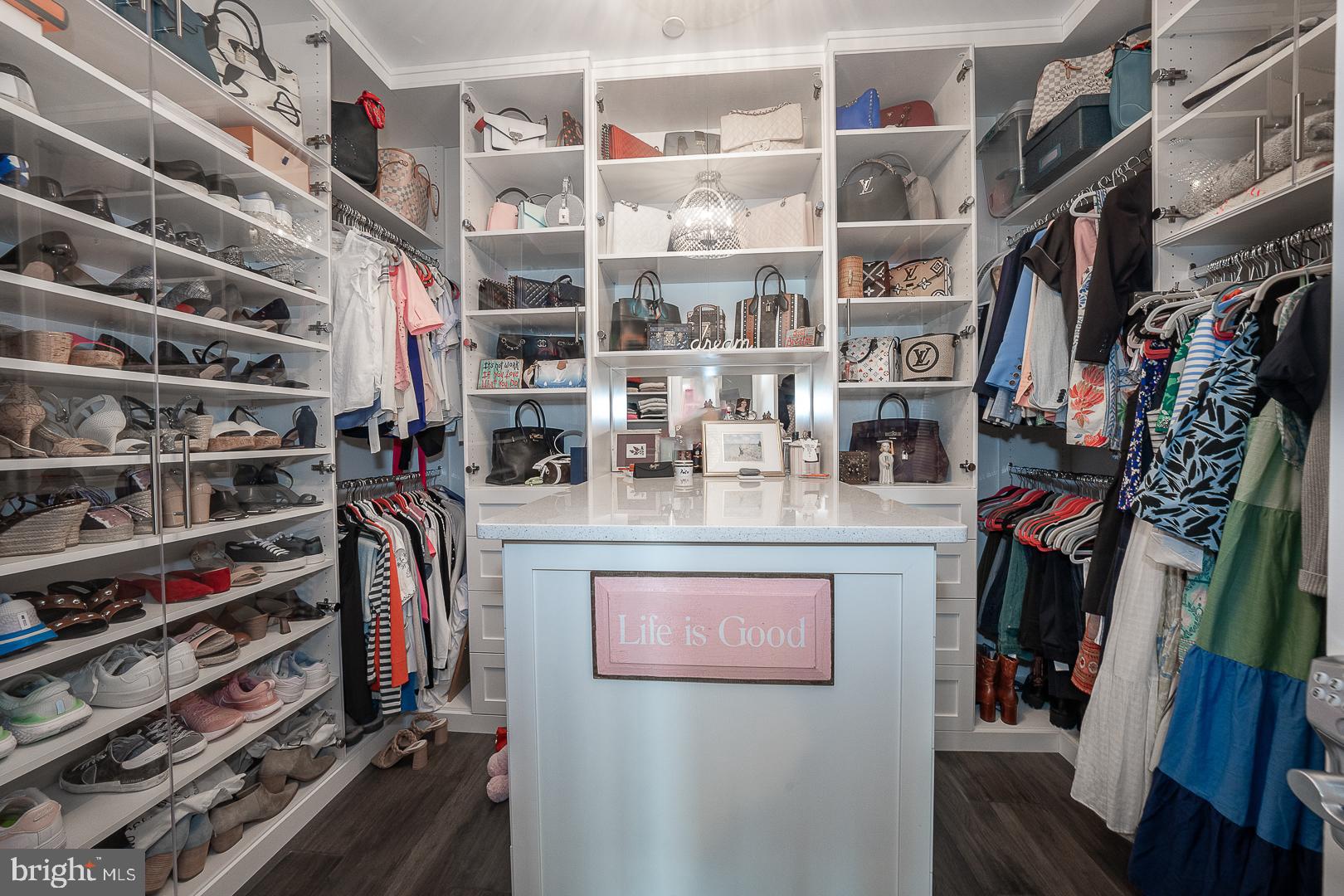 LISETER - Residential