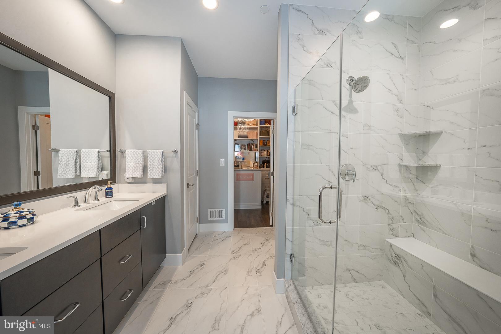 LISETER - Residential