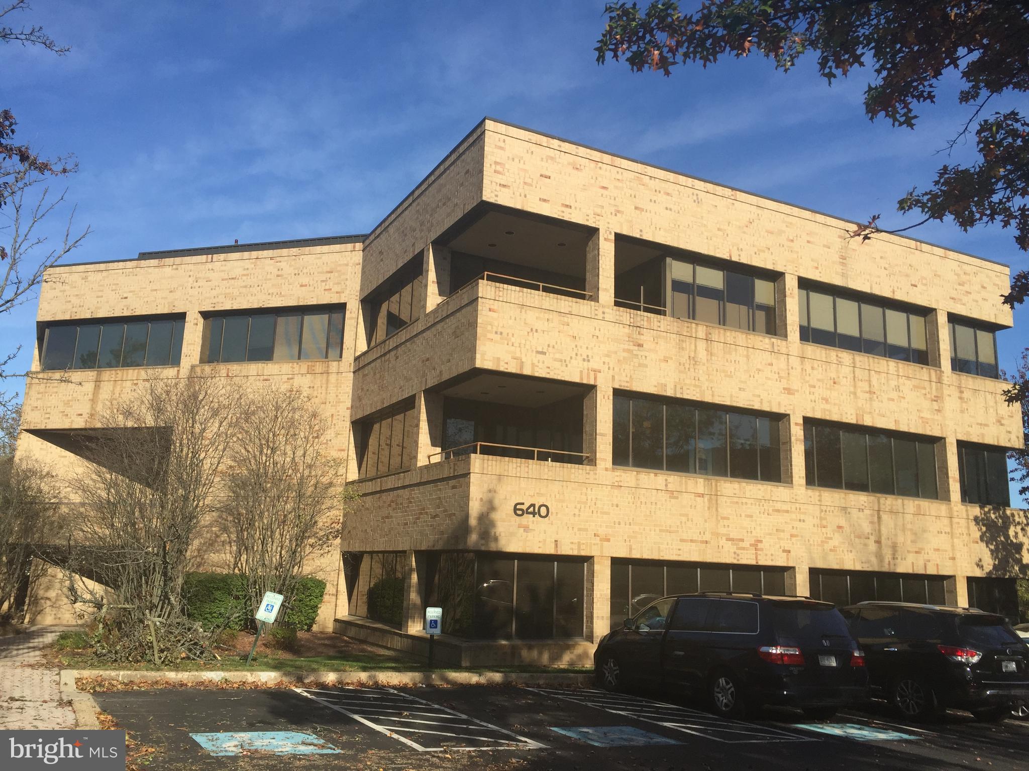 3 floor modern office building with smaller floorplates of 9k SF which are perfect for an entrepreneur’s smaller company. In great Blue Bell location convenient to highways and near Wings Field in Sentry Office Campus. One floor outfitted with modern cubes and furniture for quick move-in possibilities. First floor sliced into three smaller suites which can be leased out to provide user/owner with rental income while using 2nd & 3rd floors for own operations.
