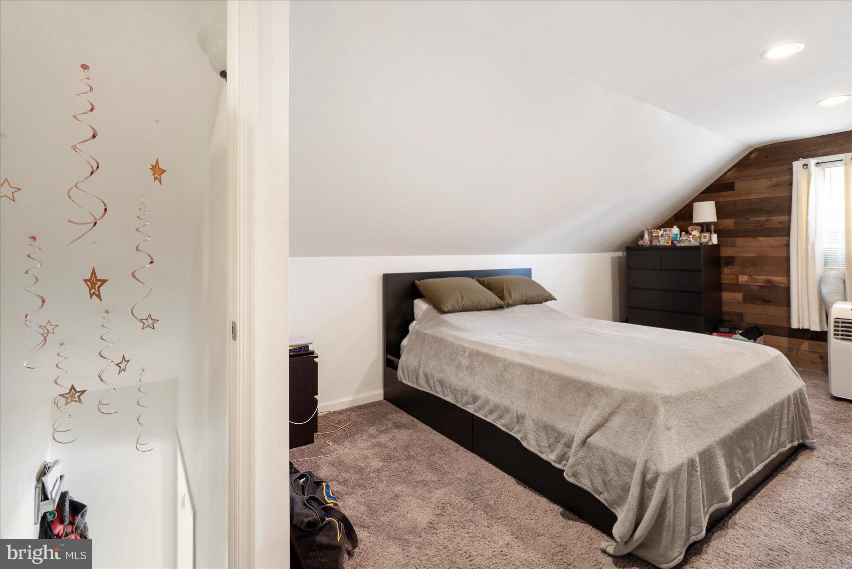 GARDENVILLE - Residential