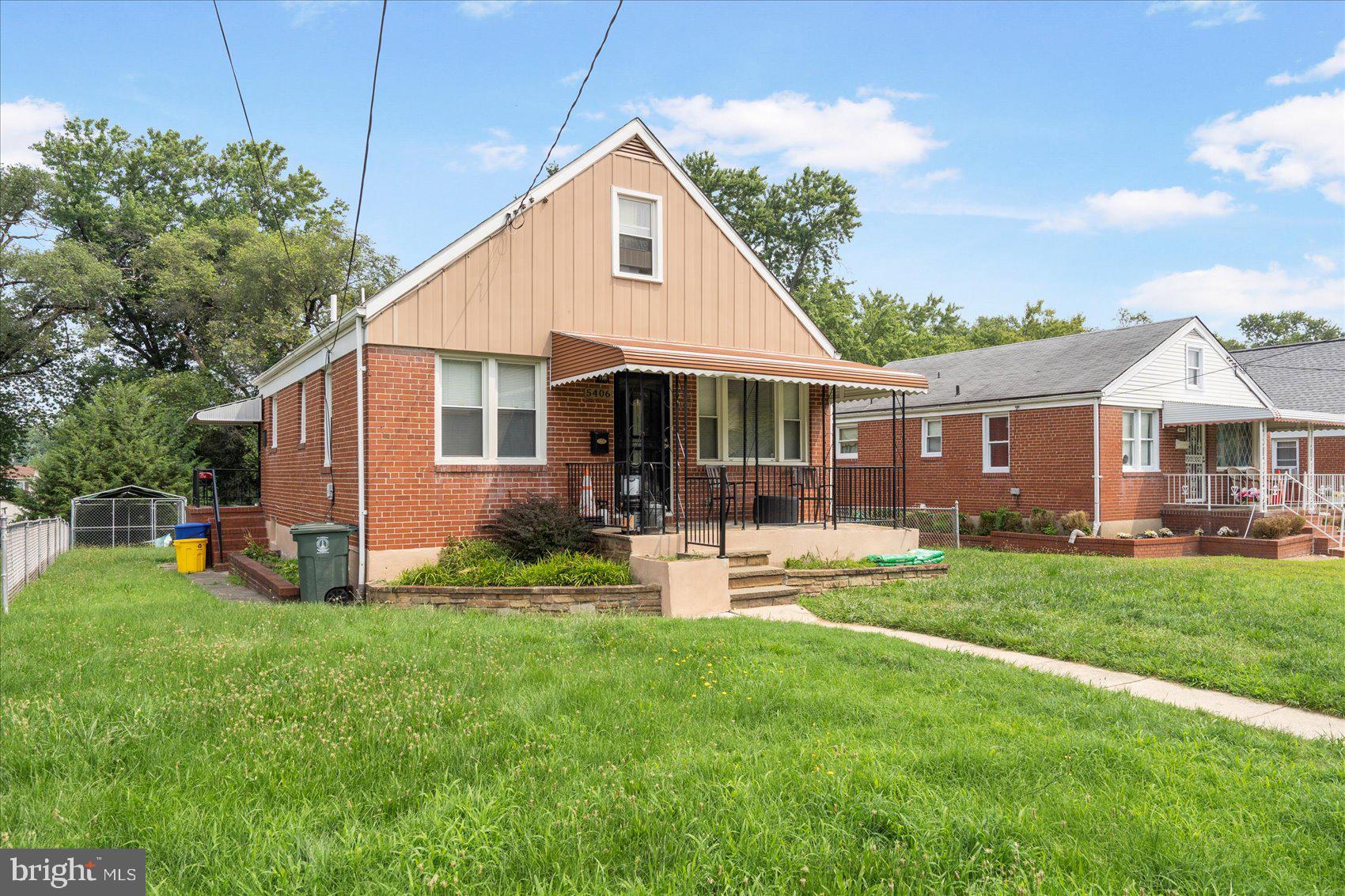 GARDENVILLE - Residential