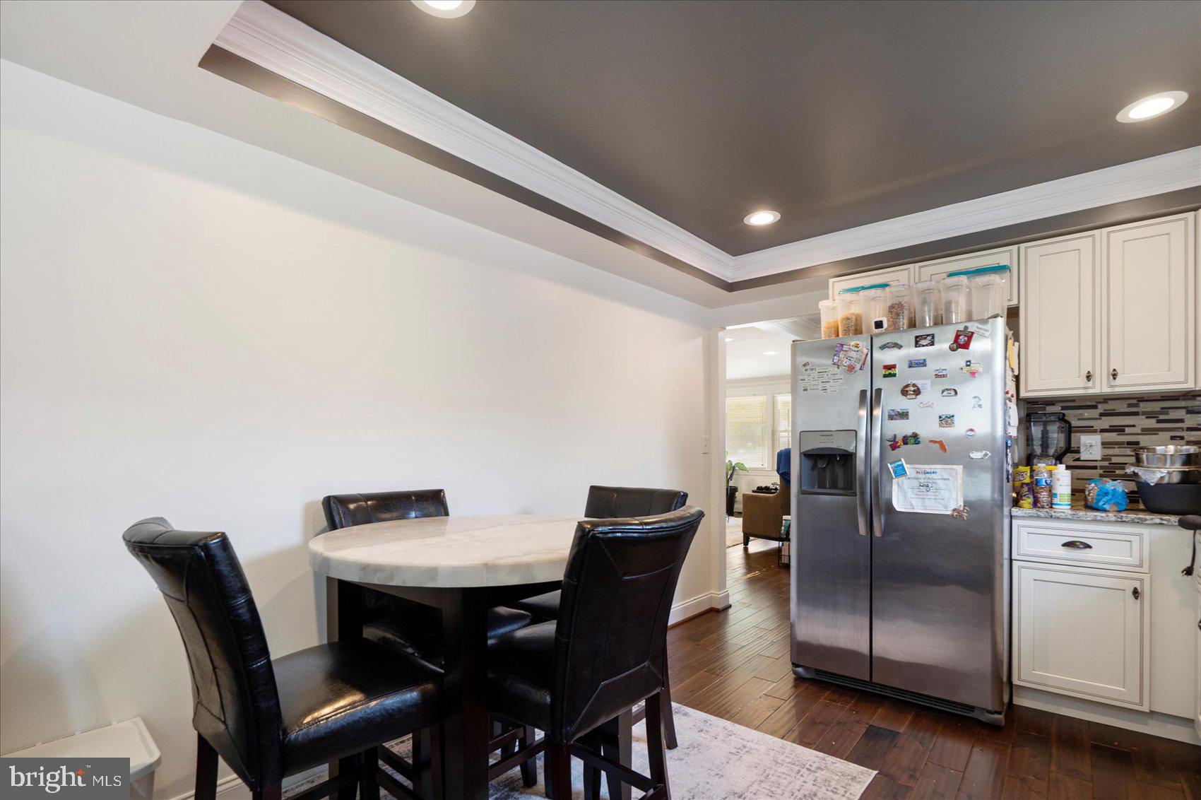 GARDENVILLE - Residential