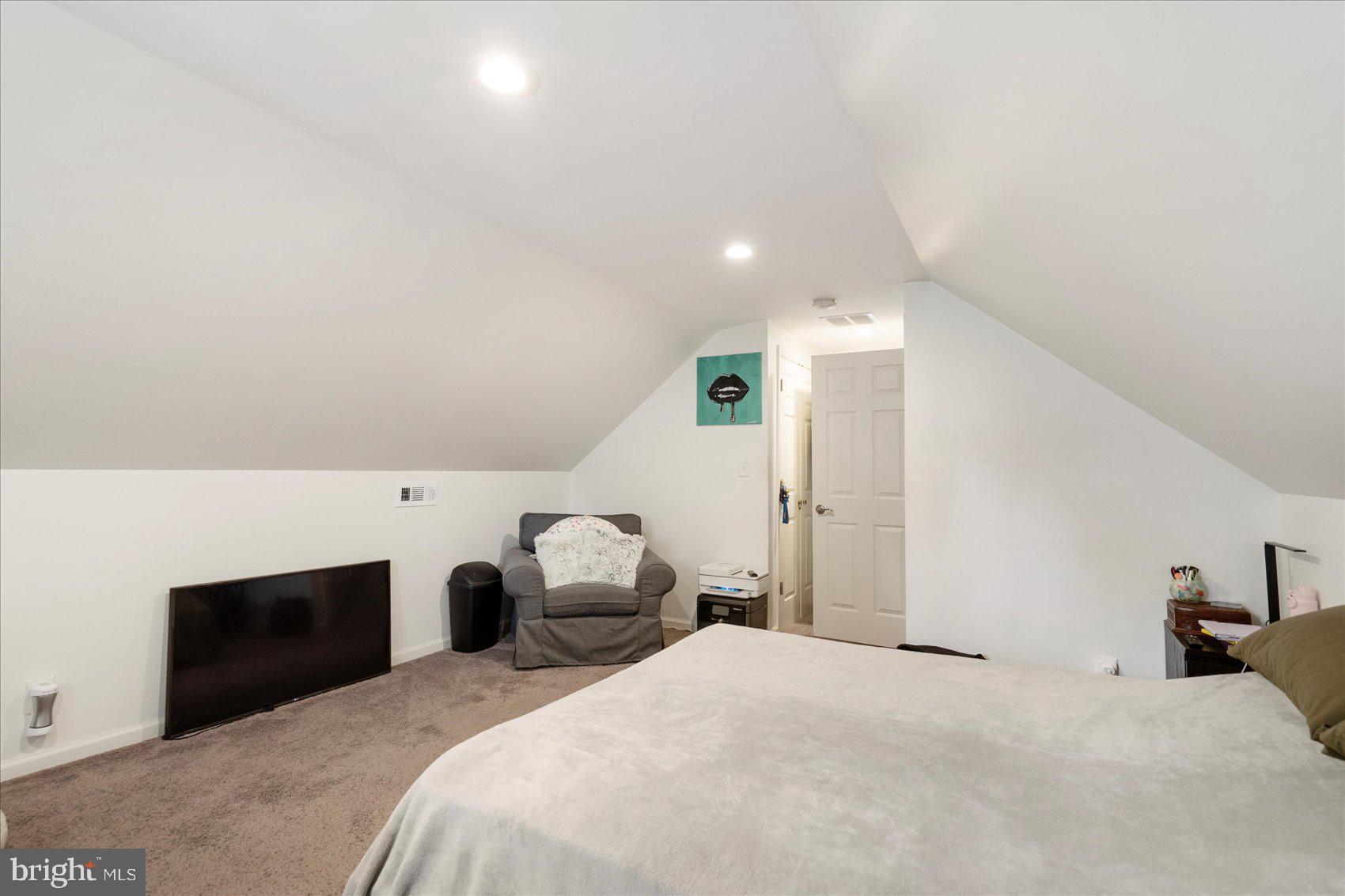 GARDENVILLE - Residential