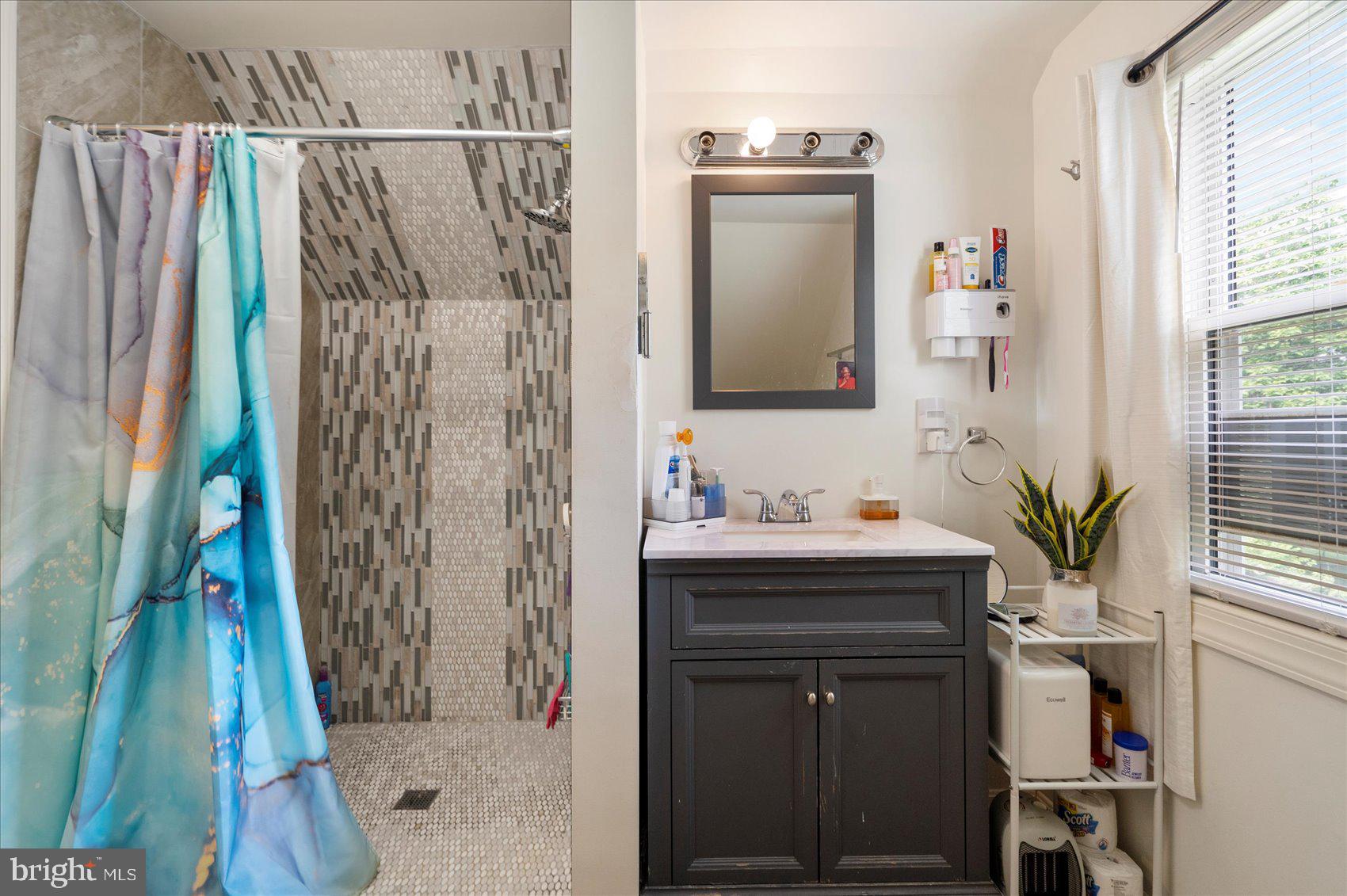 GARDENVILLE - Residential