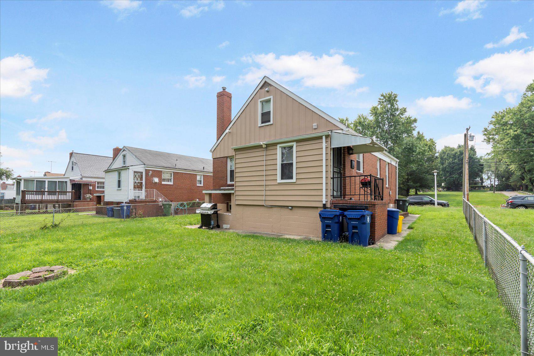 GARDENVILLE - Residential