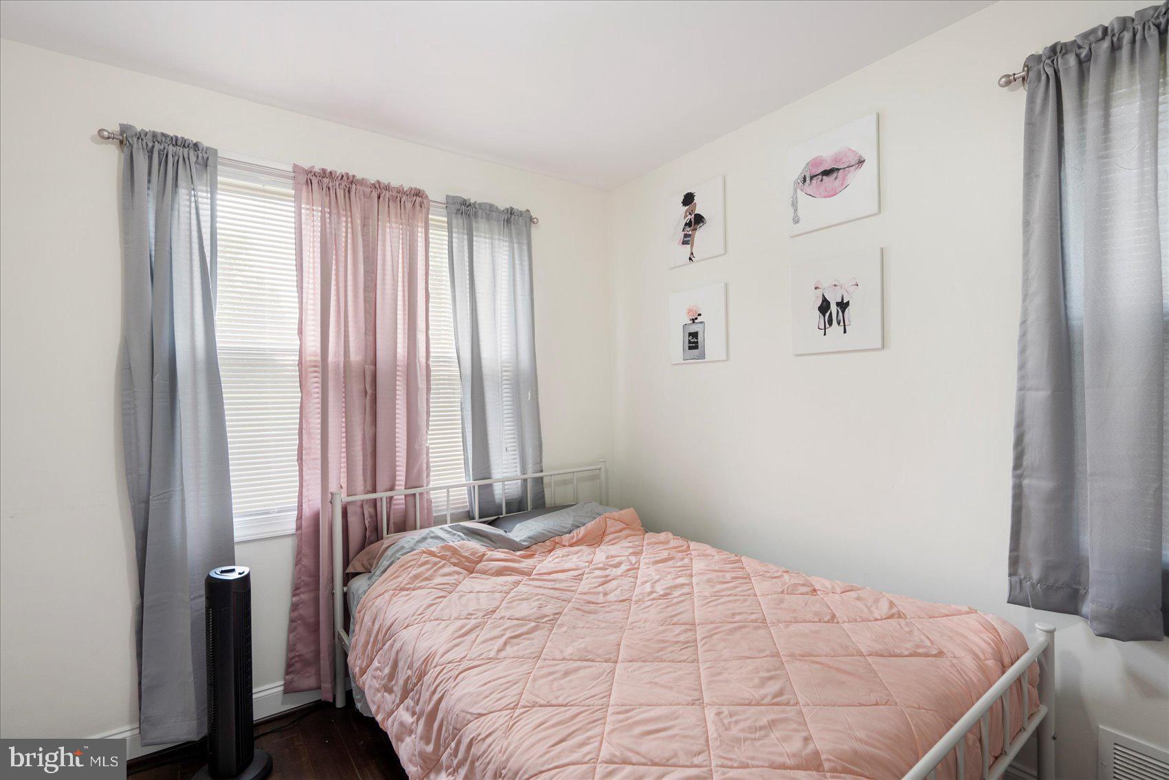 GARDENVILLE - Residential