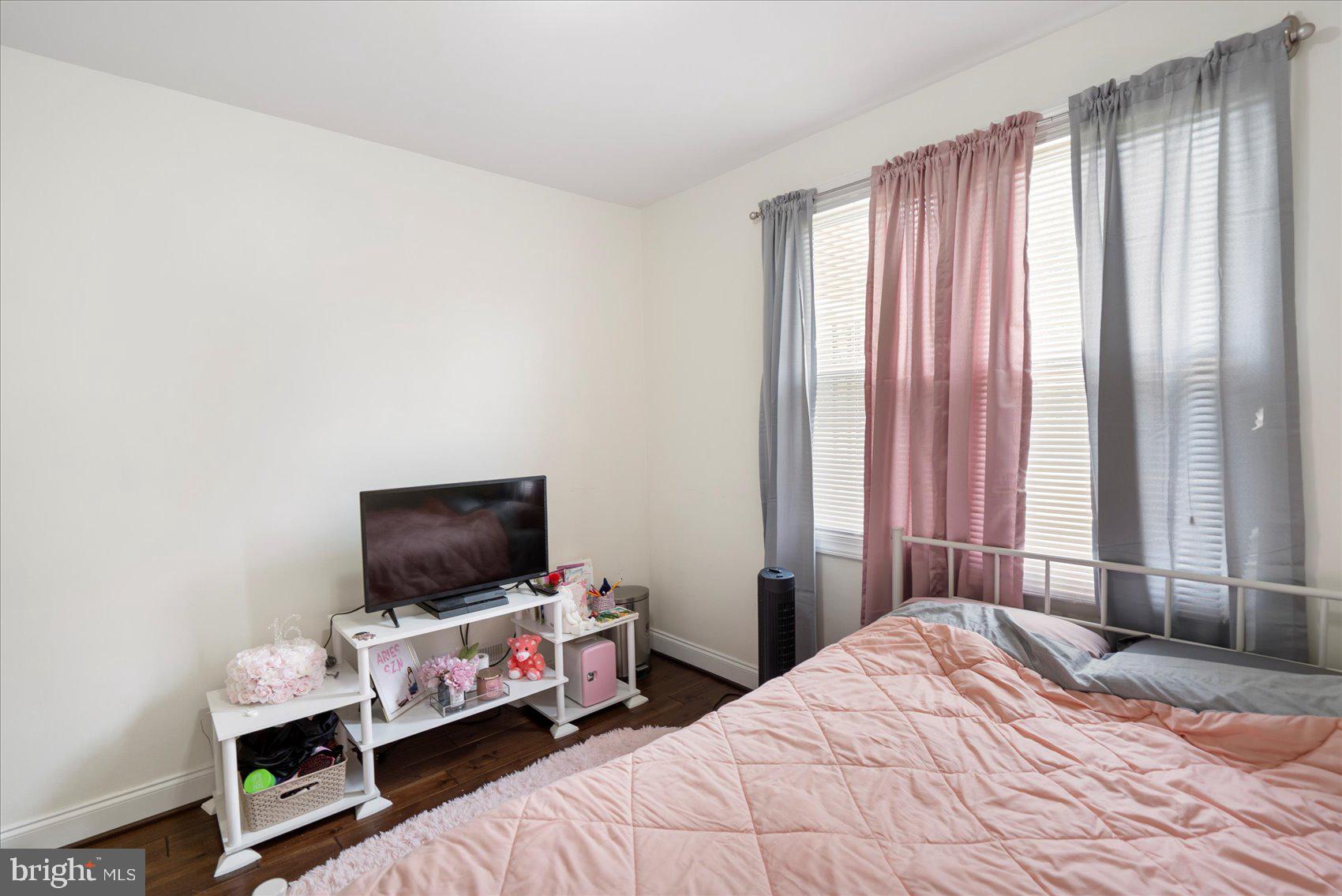 GARDENVILLE - Residential