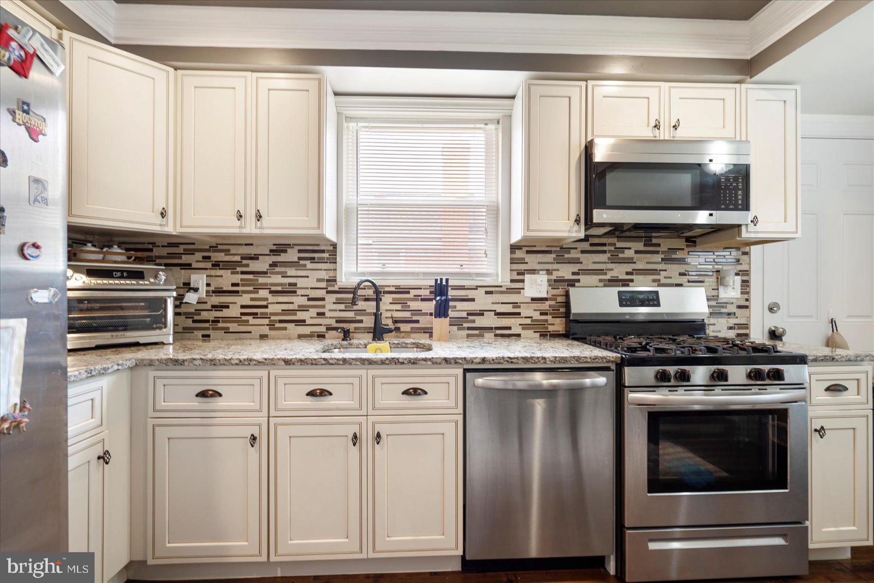 GARDENVILLE - Residential