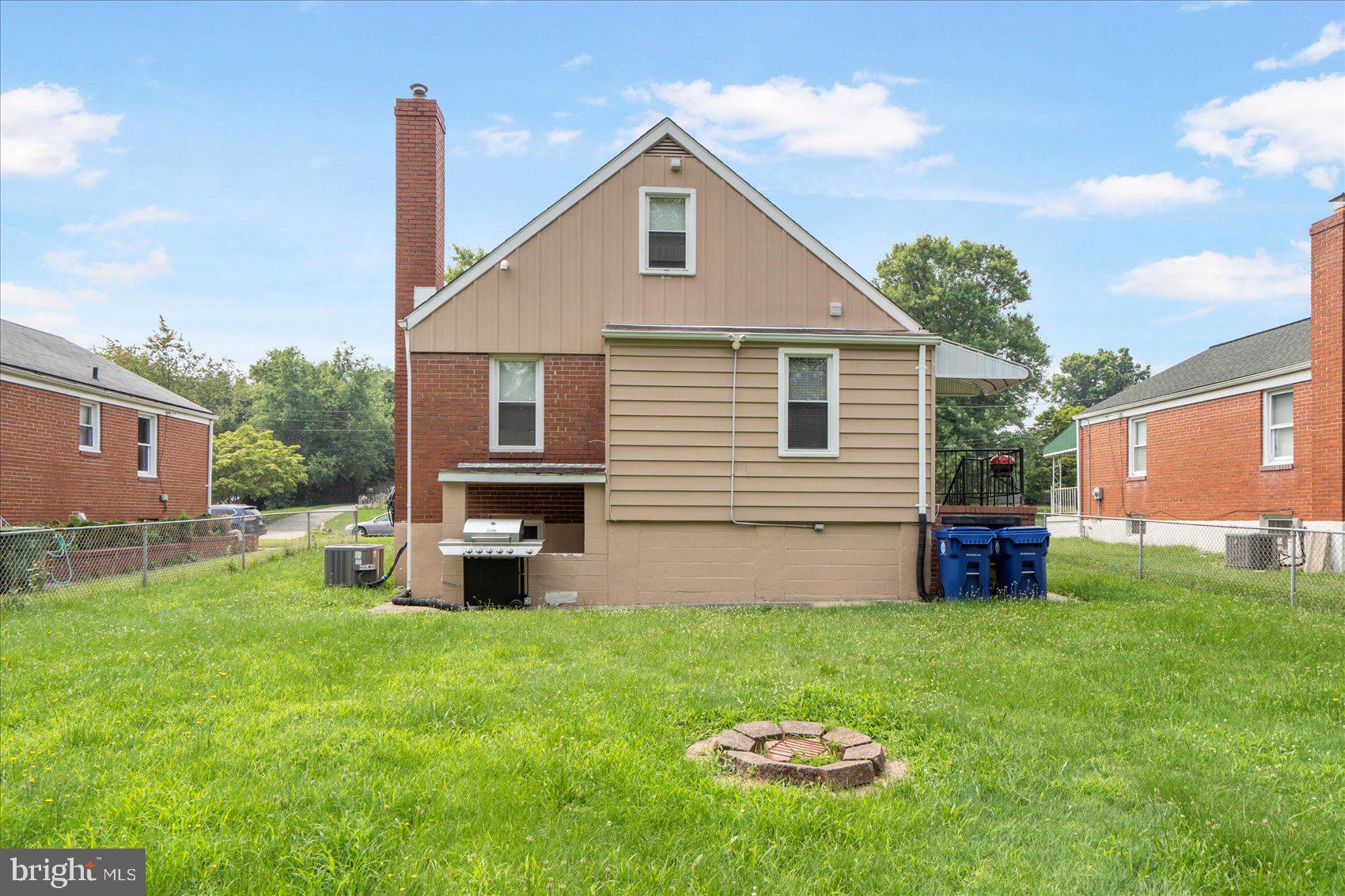 GARDENVILLE - Residential