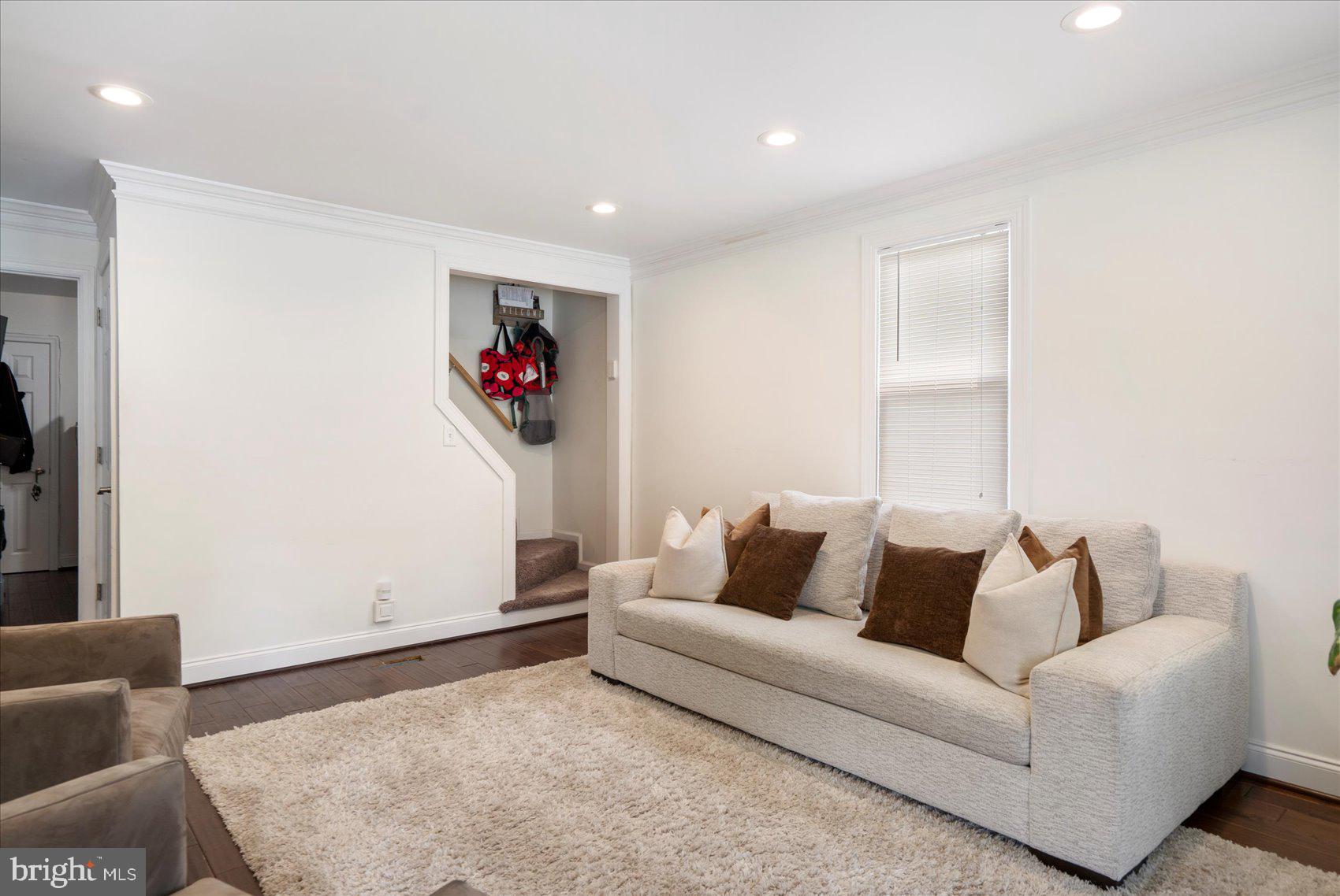 GARDENVILLE - Residential