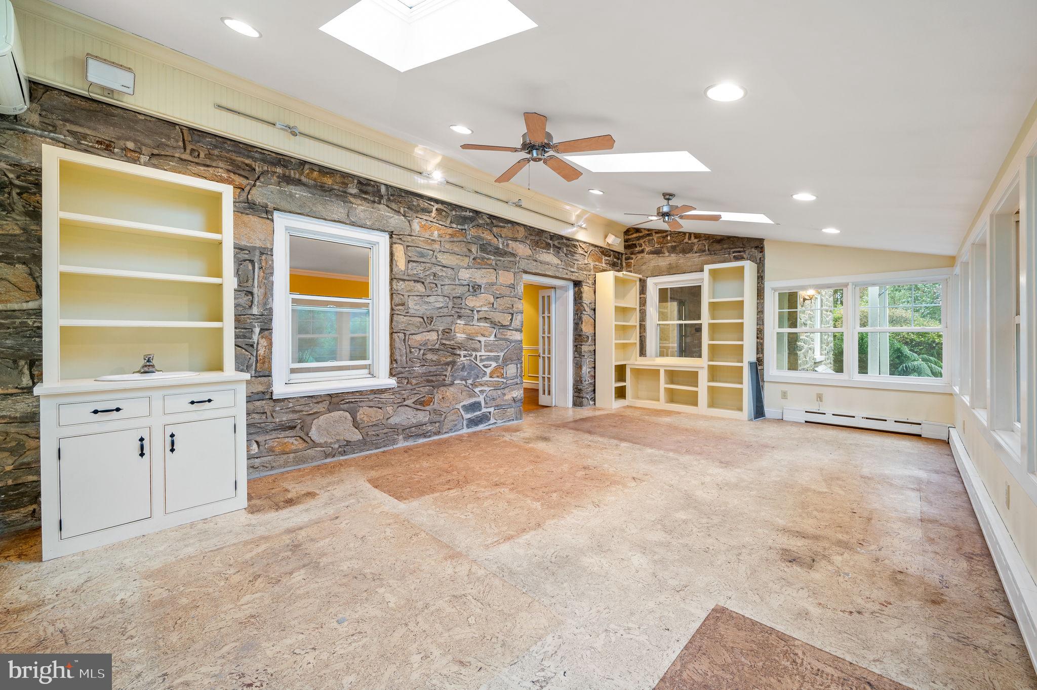 SWARTHMORE - Residential