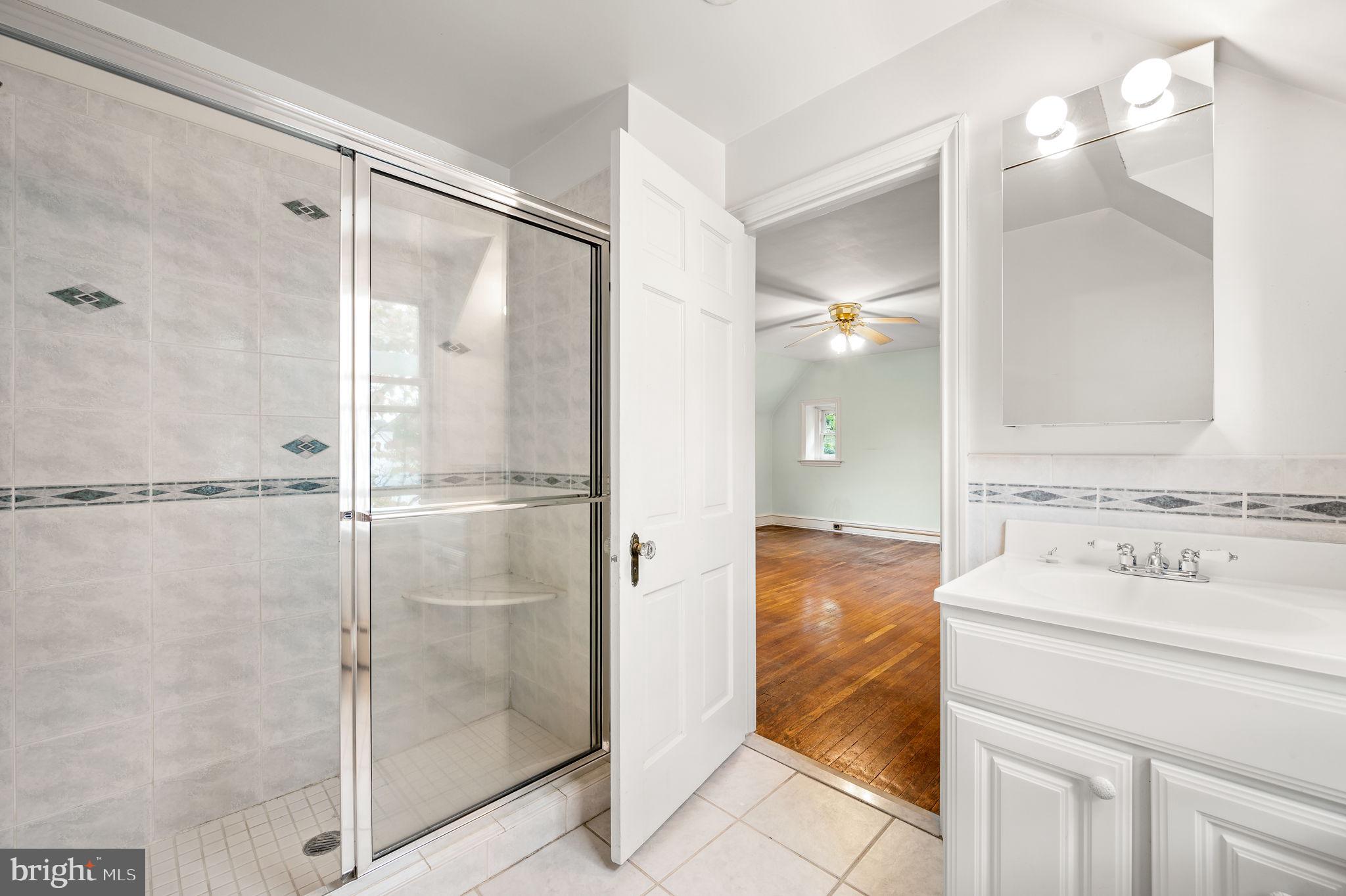 SWARTHMORE - Residential