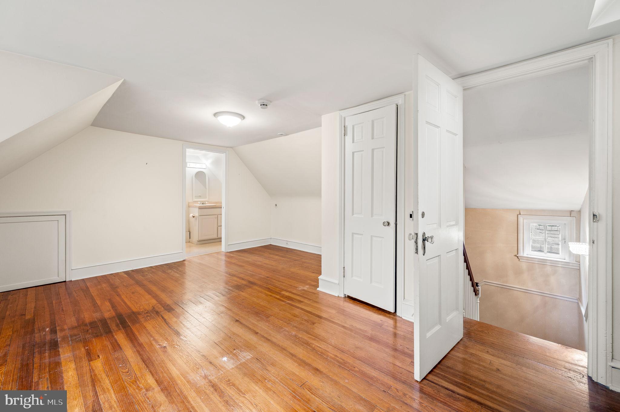 SWARTHMORE - Residential