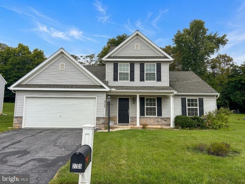 Photo of 2705 Friends Circle, YORK, PA 17408 (MLS # PAYK2110596)