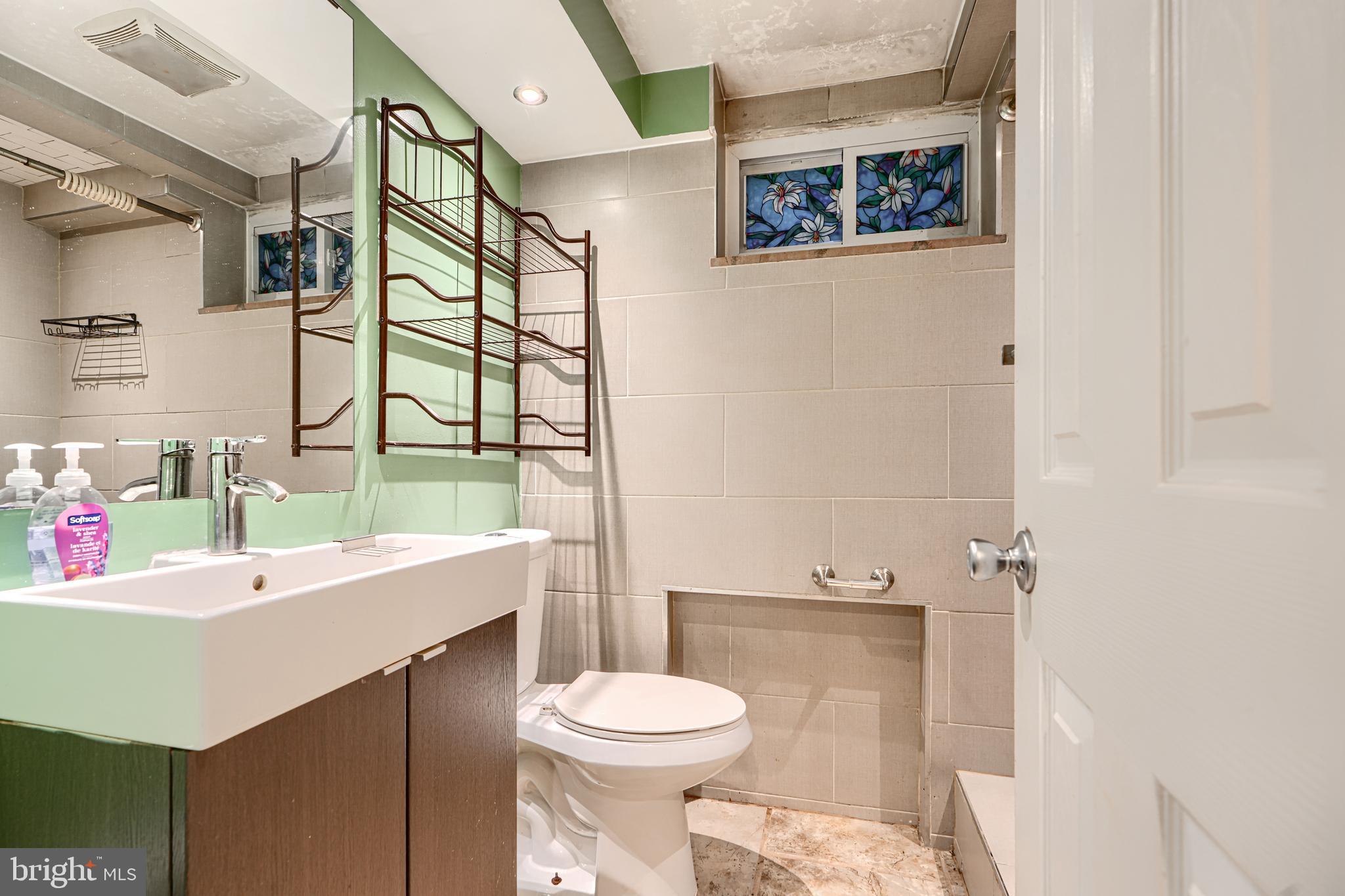 WOODLAWN HEIGHTS - Residential