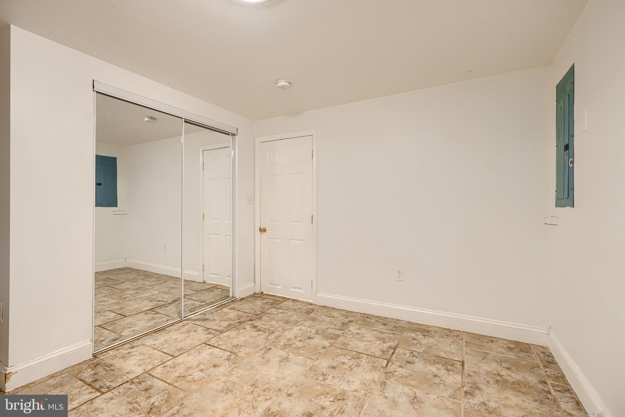 WOODLAWN HEIGHTS - Residential